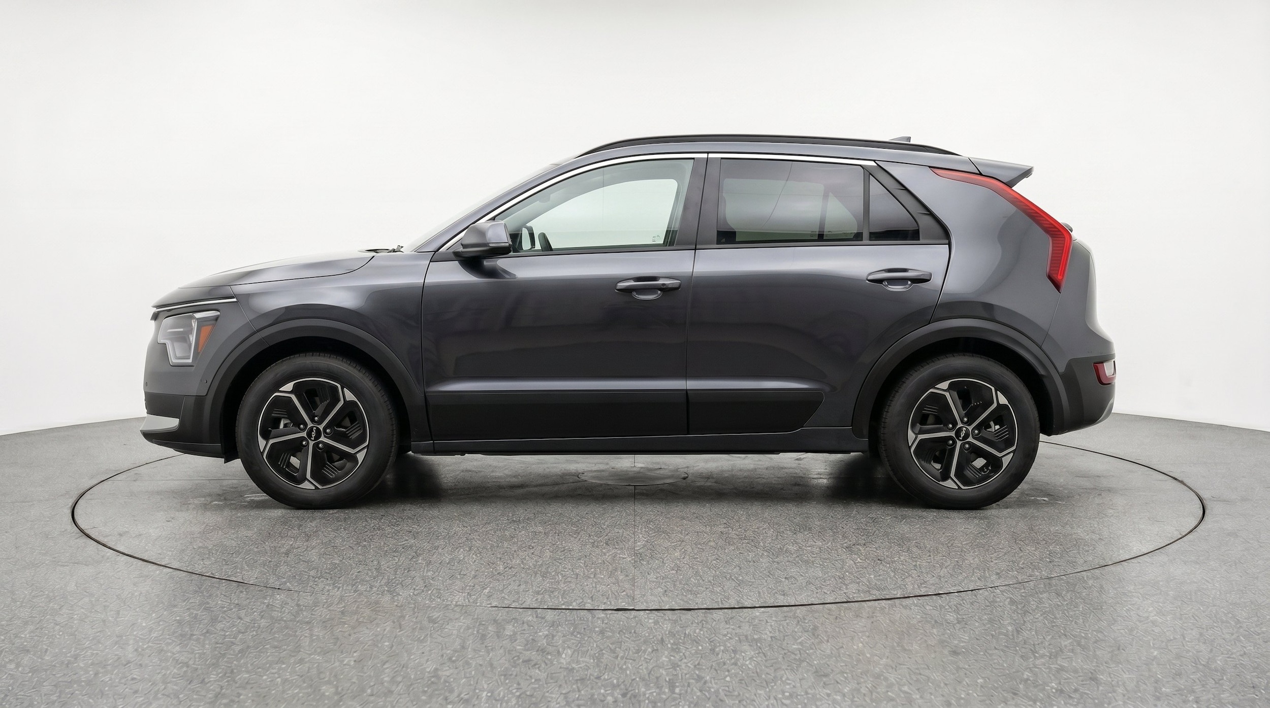 Thumbnail: 2026 Kia Niro - 5