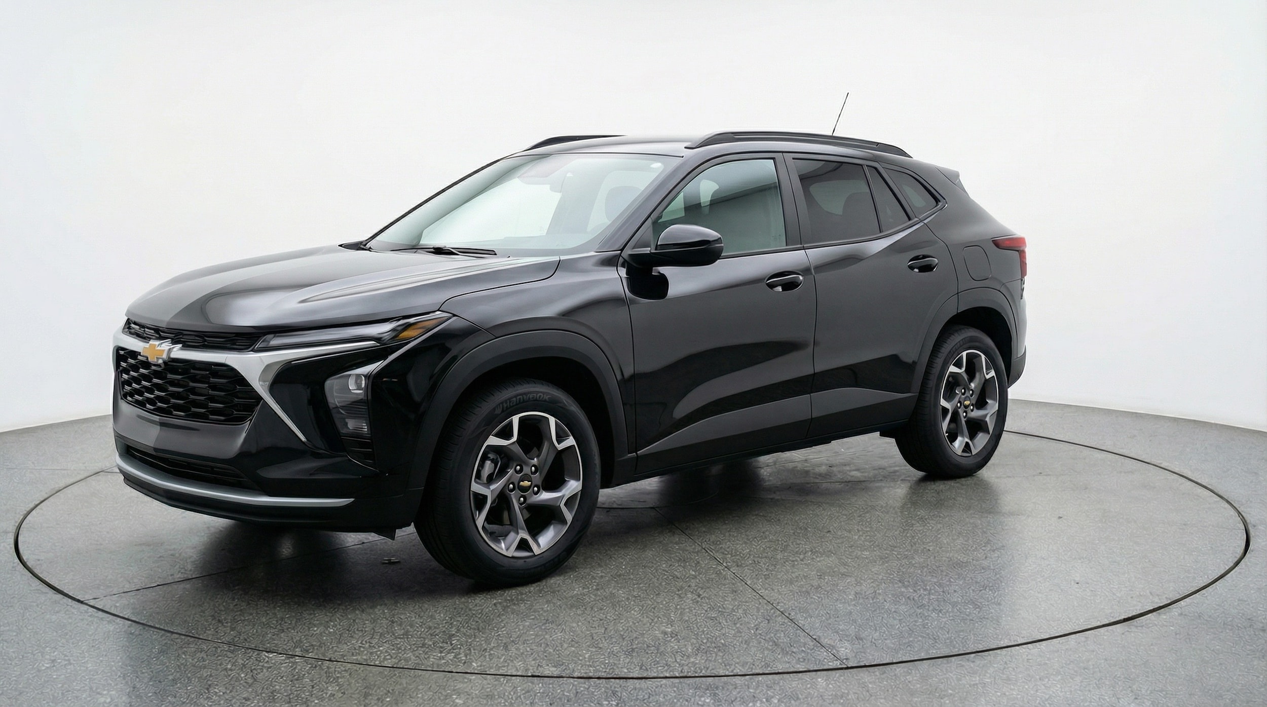 Thumbnail: 2025 Chevrolet Trax - 3