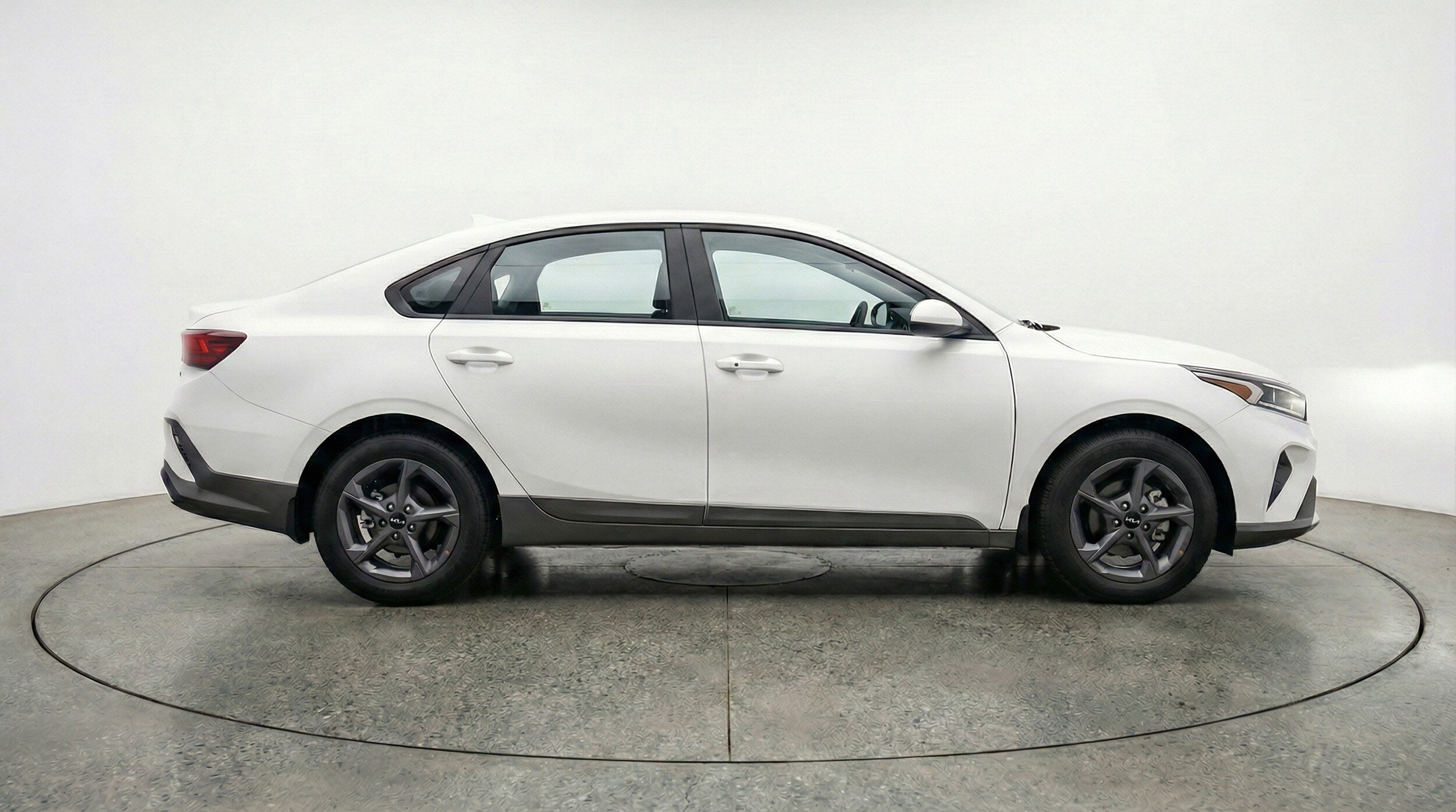 Thumbnail: 2025 Kia K4 - 11