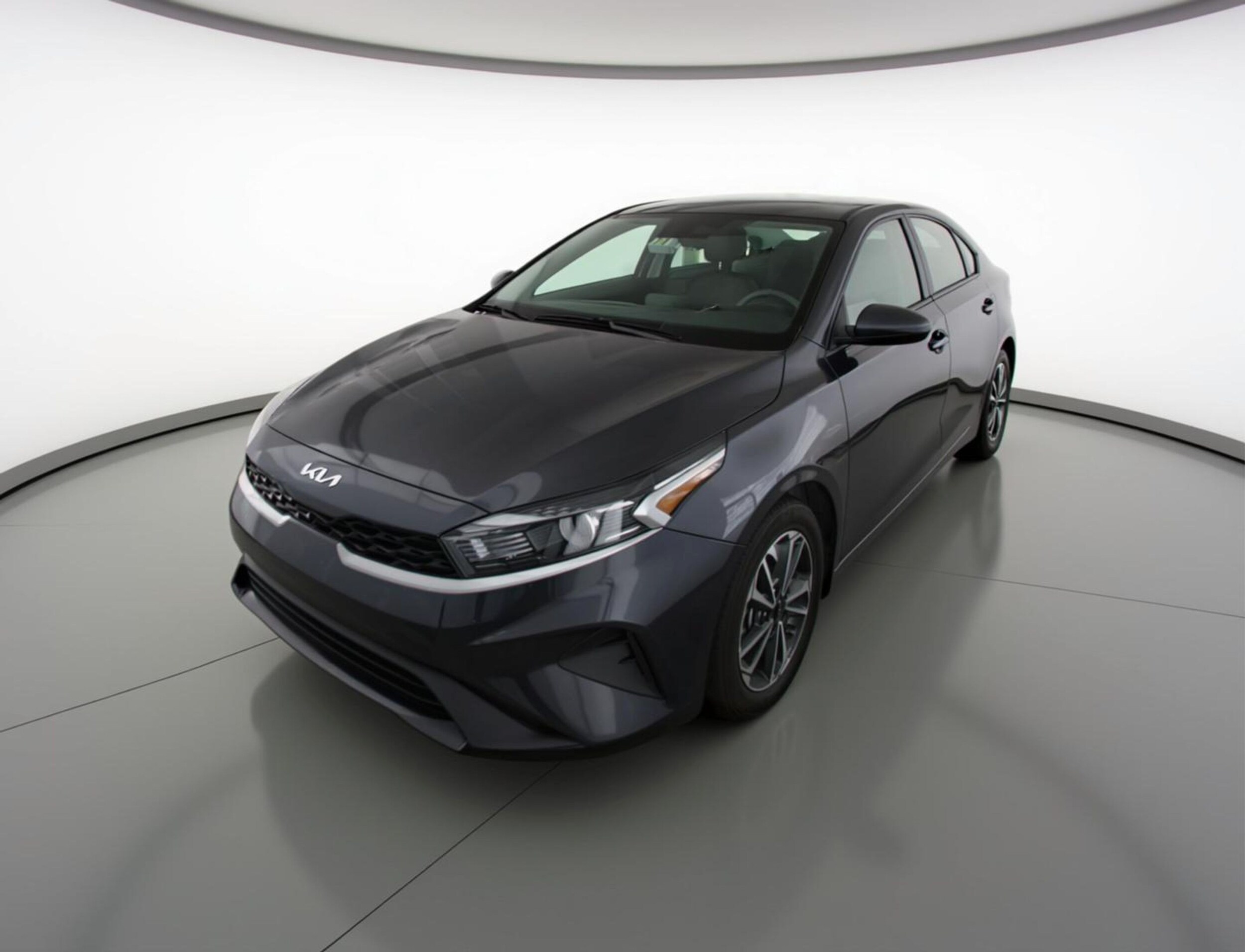 Thumbnail: 2024 Kia Forte - 3