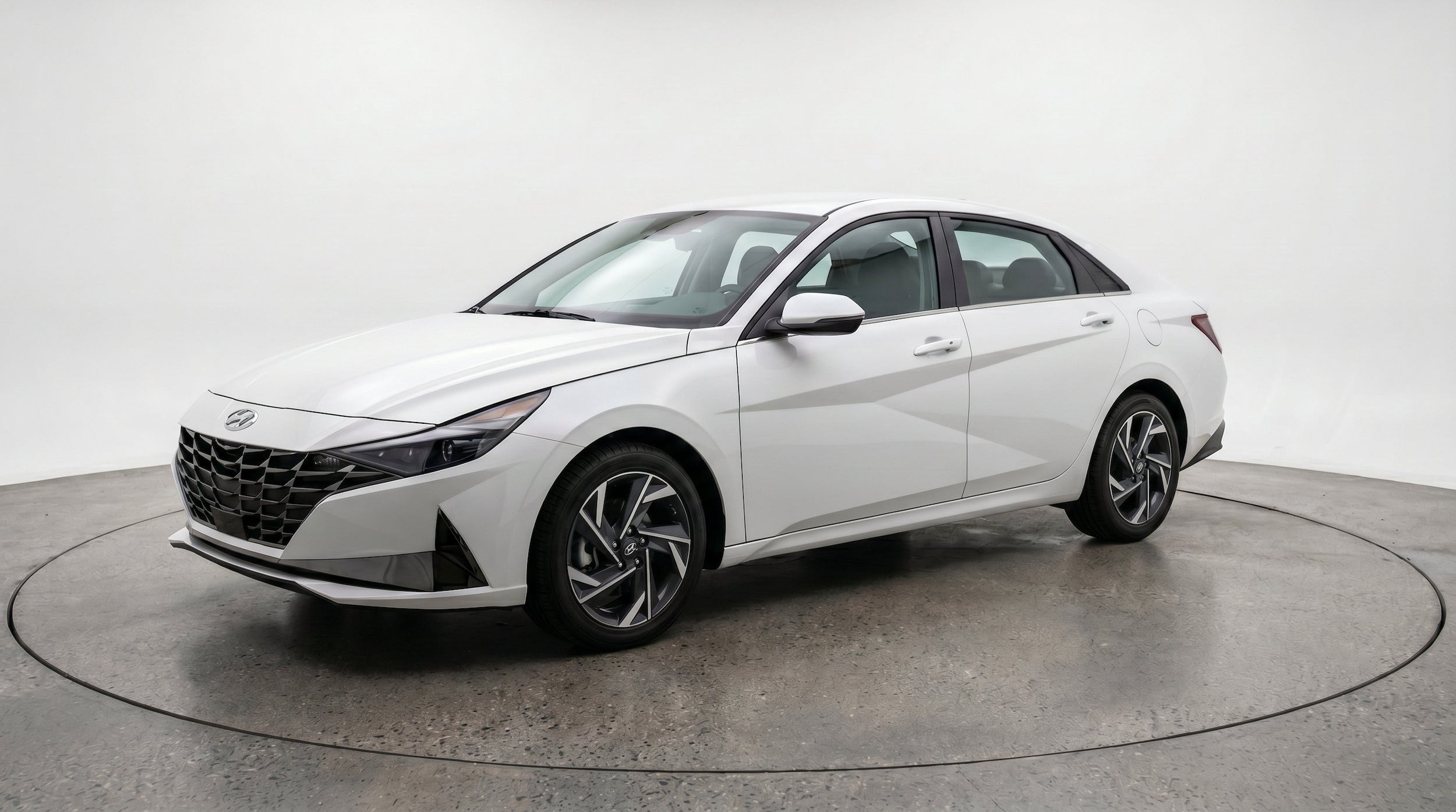 Thumbnail: 2025 Hyundai Elantra - 3