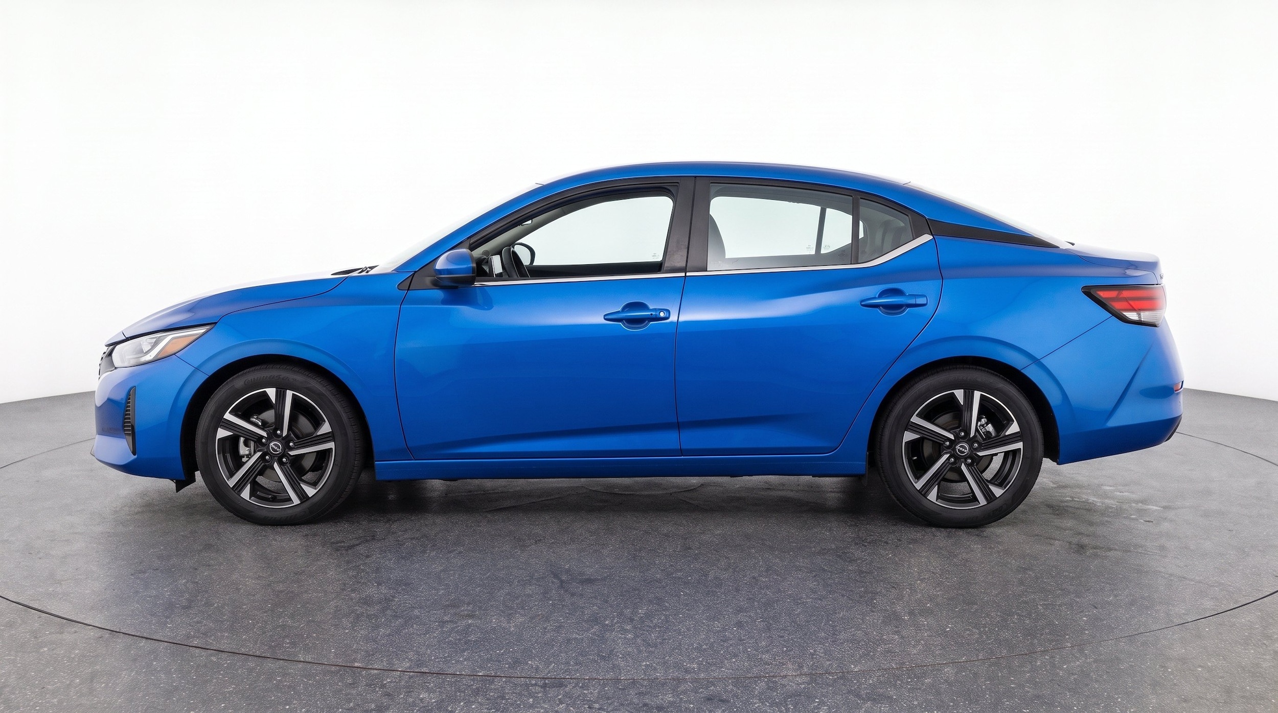Thumbnail: 2025 Nissan Sentra - 5