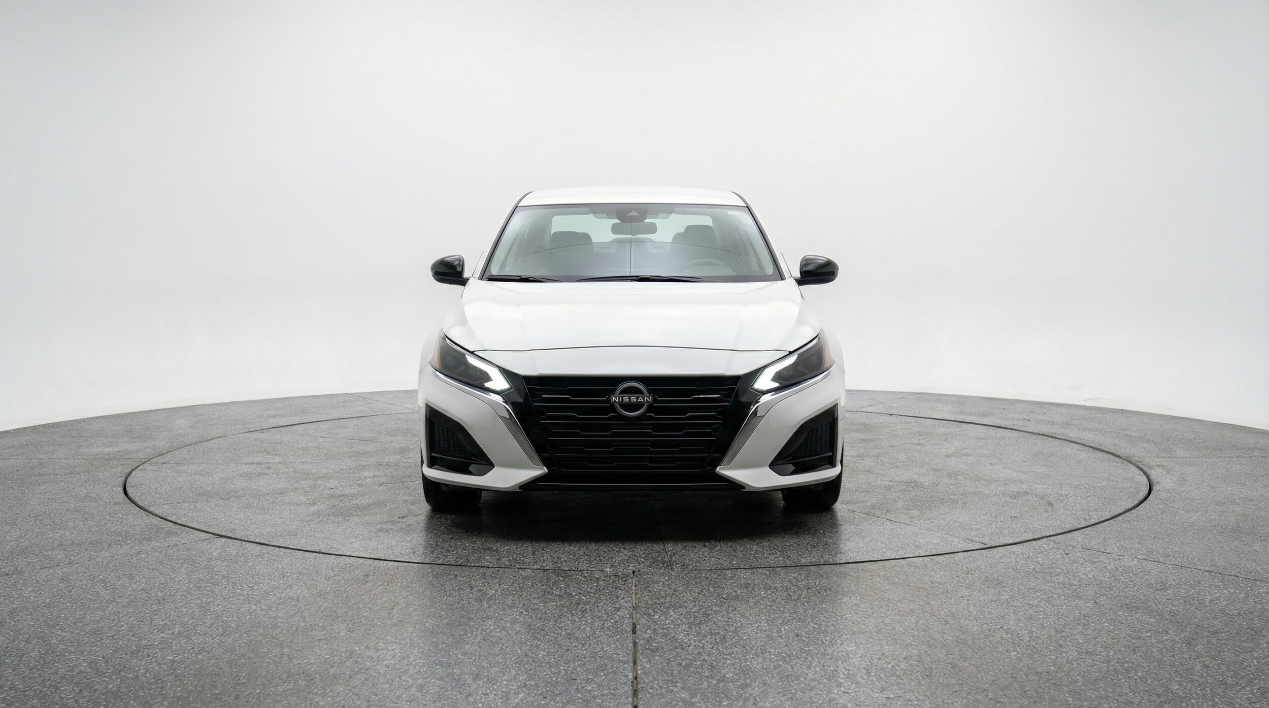 Thumbnail: 2025 Nissan Altima - 2