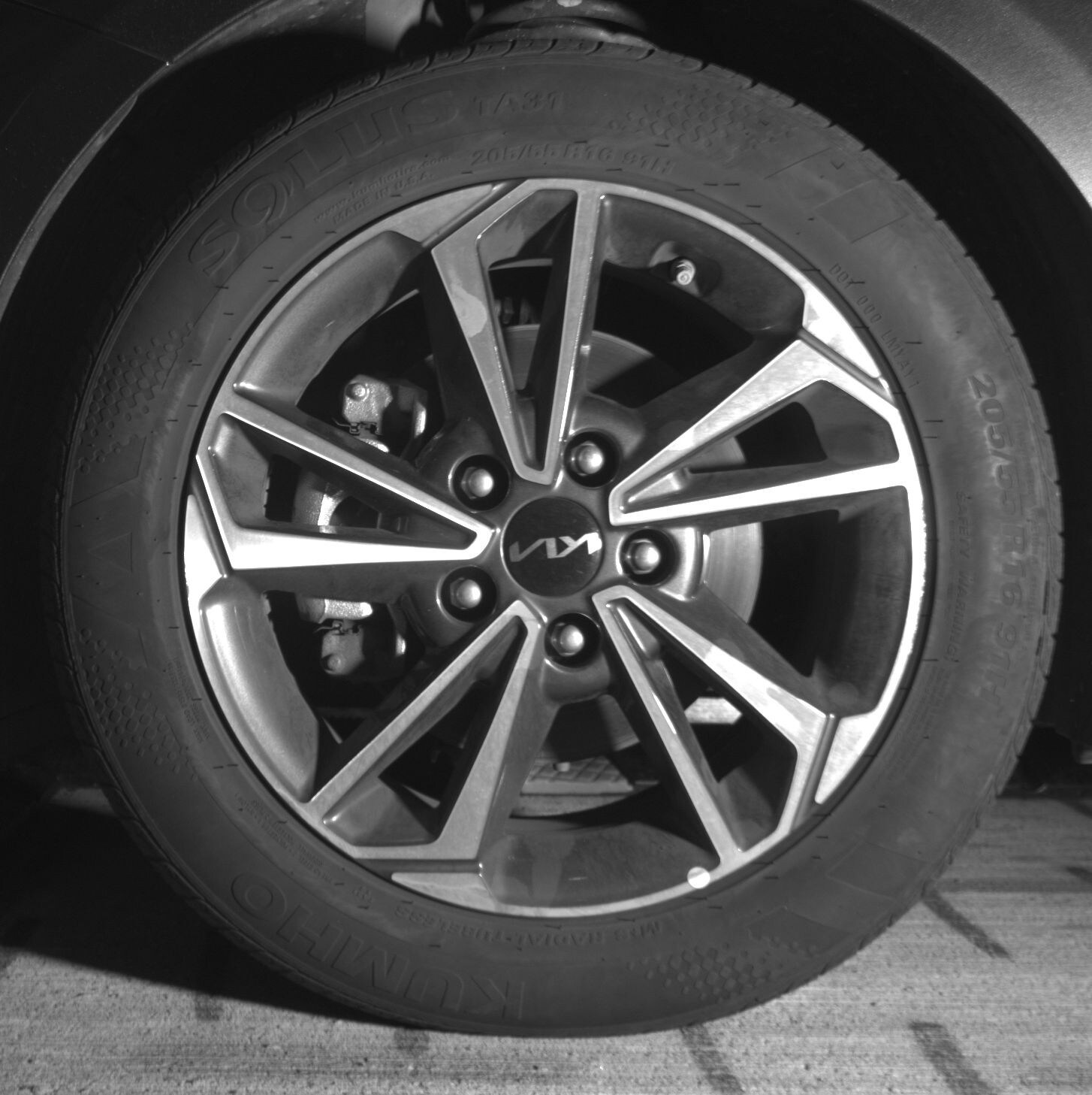 Thumbnail: 2024 Kia Forte - 9