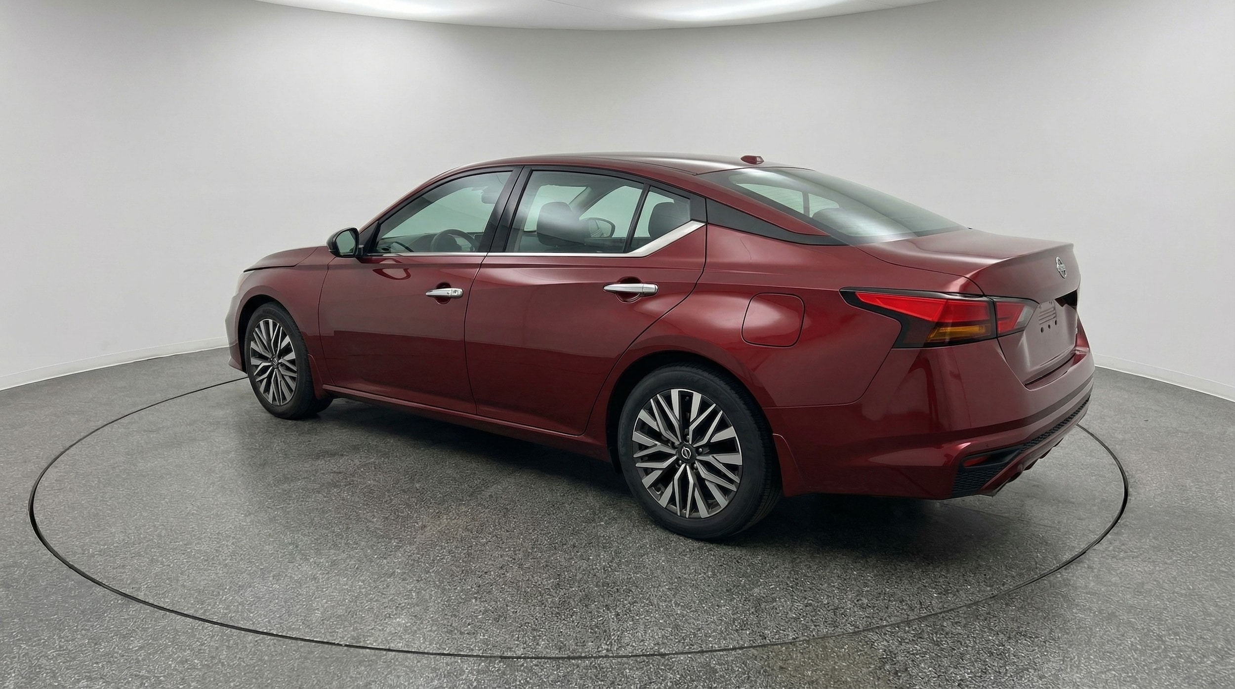 Thumbnail: 2025 Nissan Altima - 5