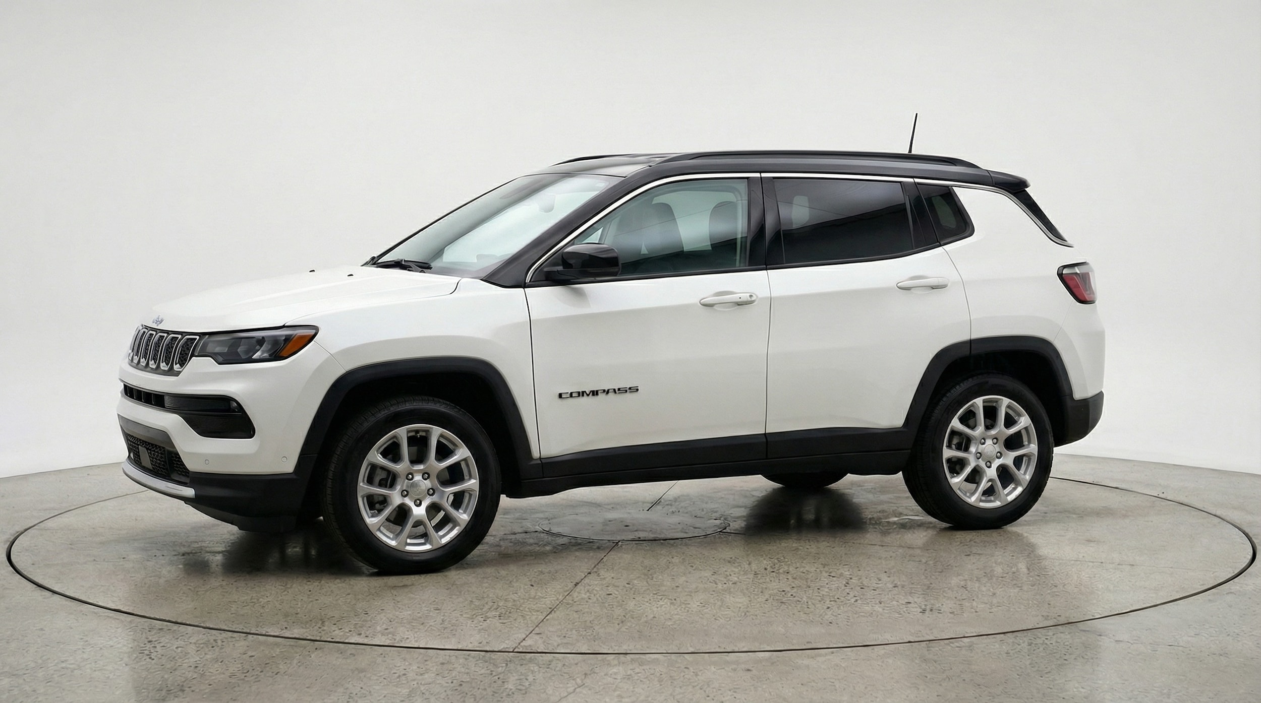 Thumbnail: 2025 Jeep Compass - 3
