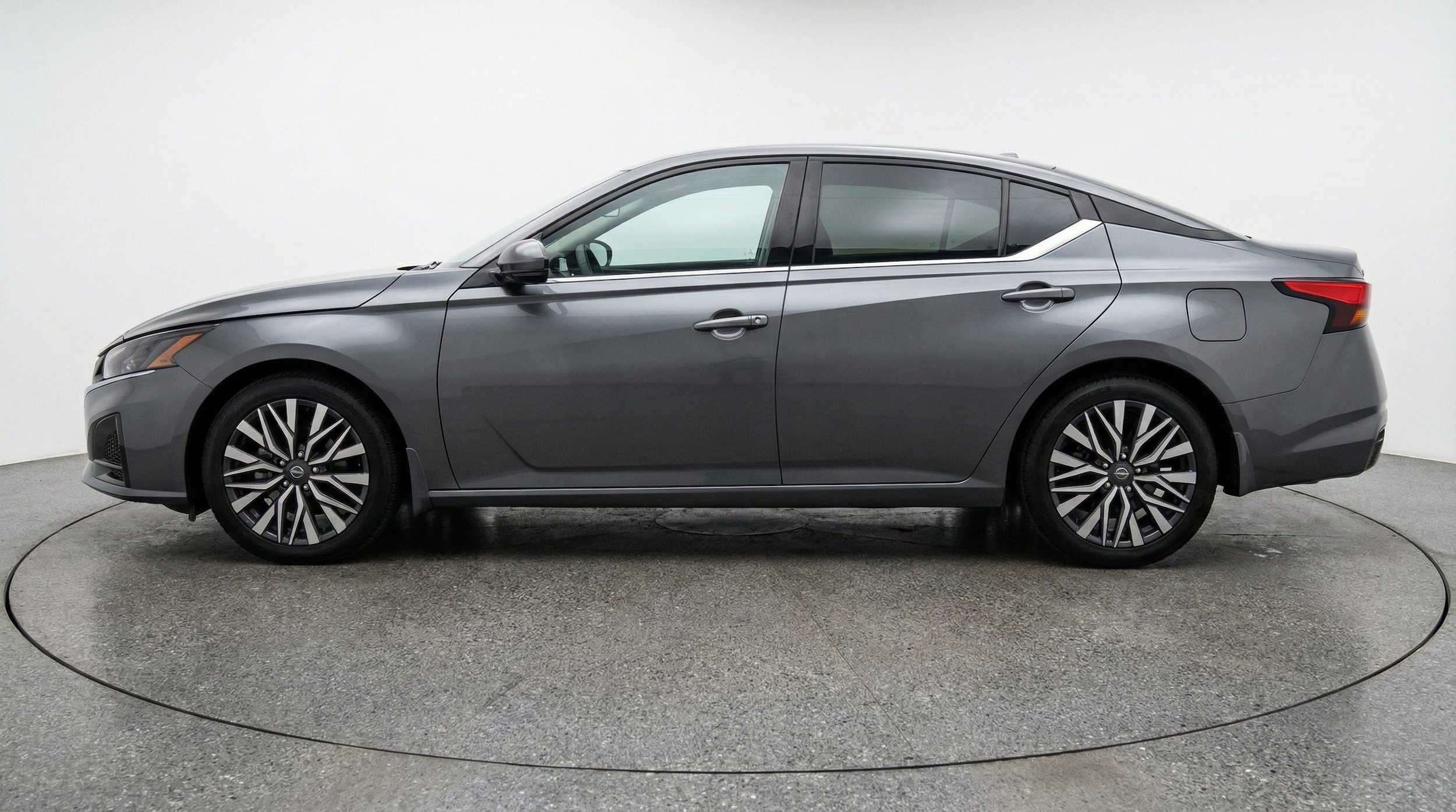 Thumbnail: 2025 Nissan Altima - 4