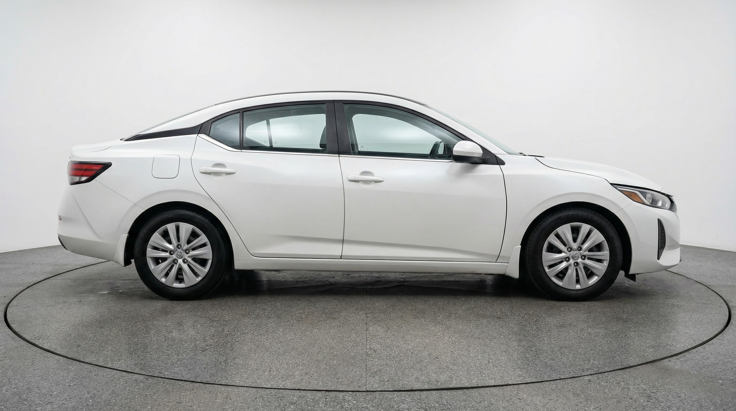 Thumbnail: 2025 Nissan Sentra - 8