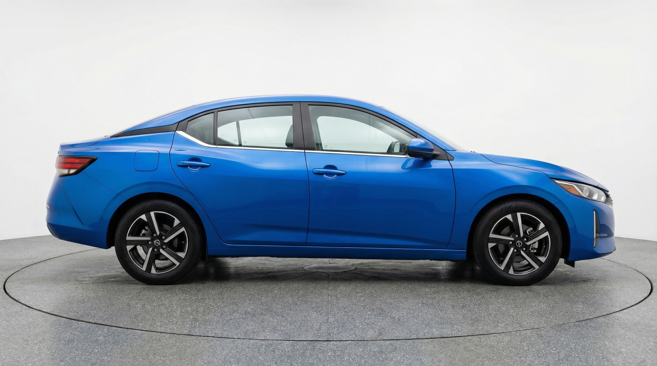 Thumbnail: 2025 Nissan Sentra - 8