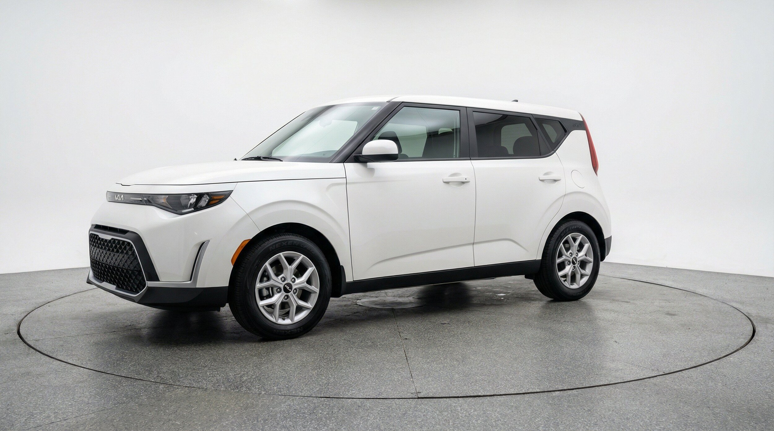 Thumbnail: 2025 Kia Soul - 3