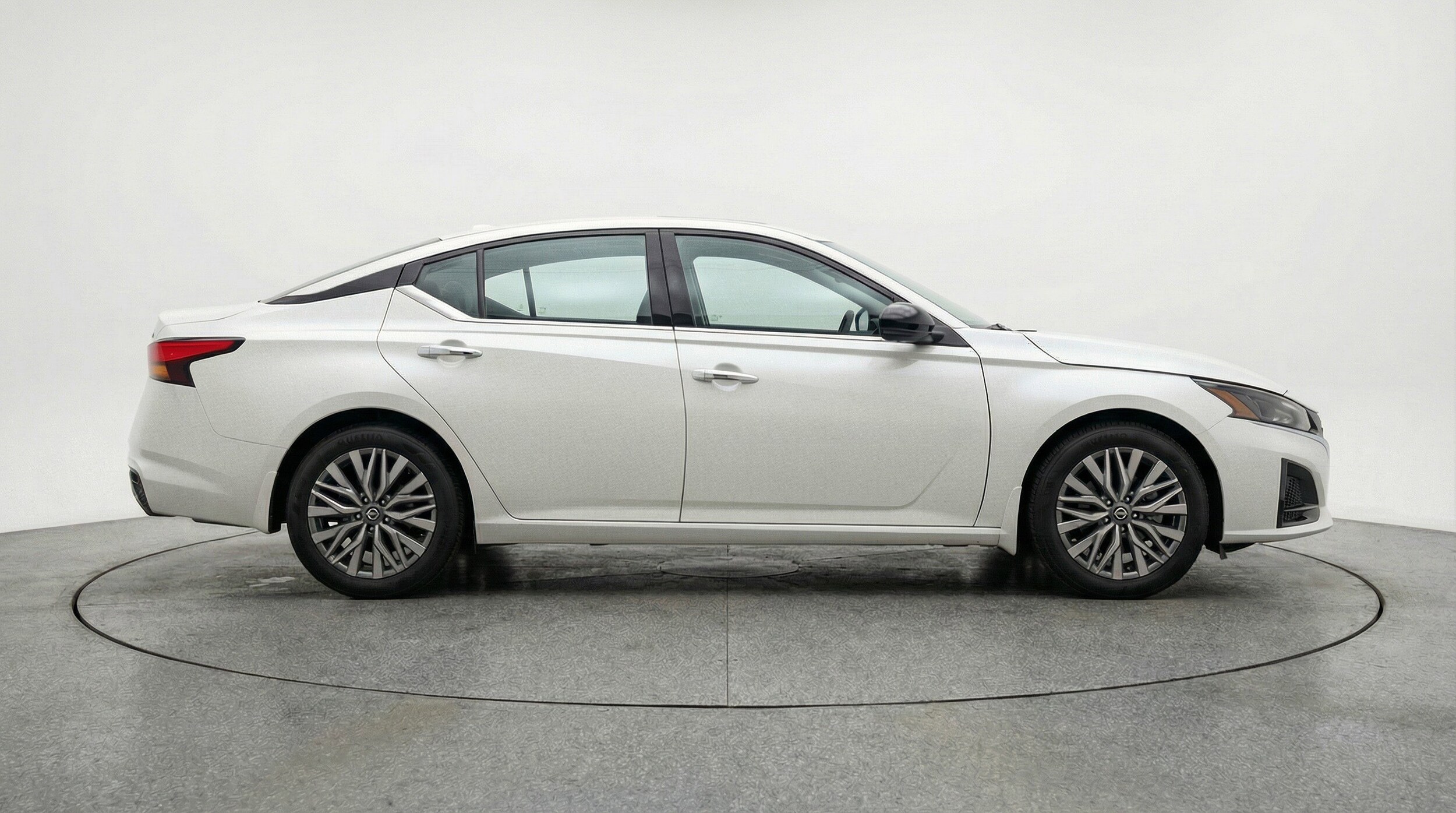 Thumbnail: 2025 Nissan Altima - 11