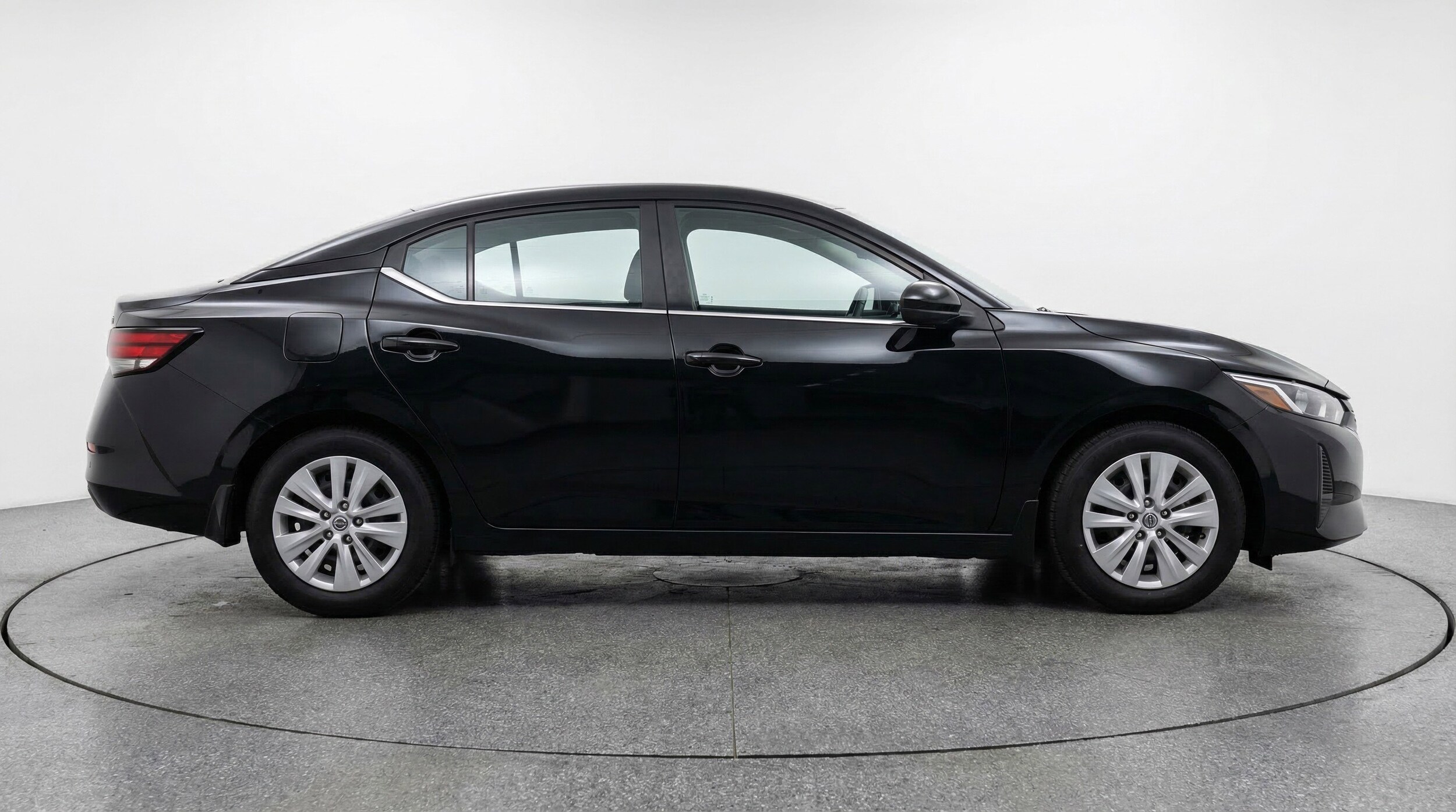 Thumbnail: 2025 Nissan Sentra - 11