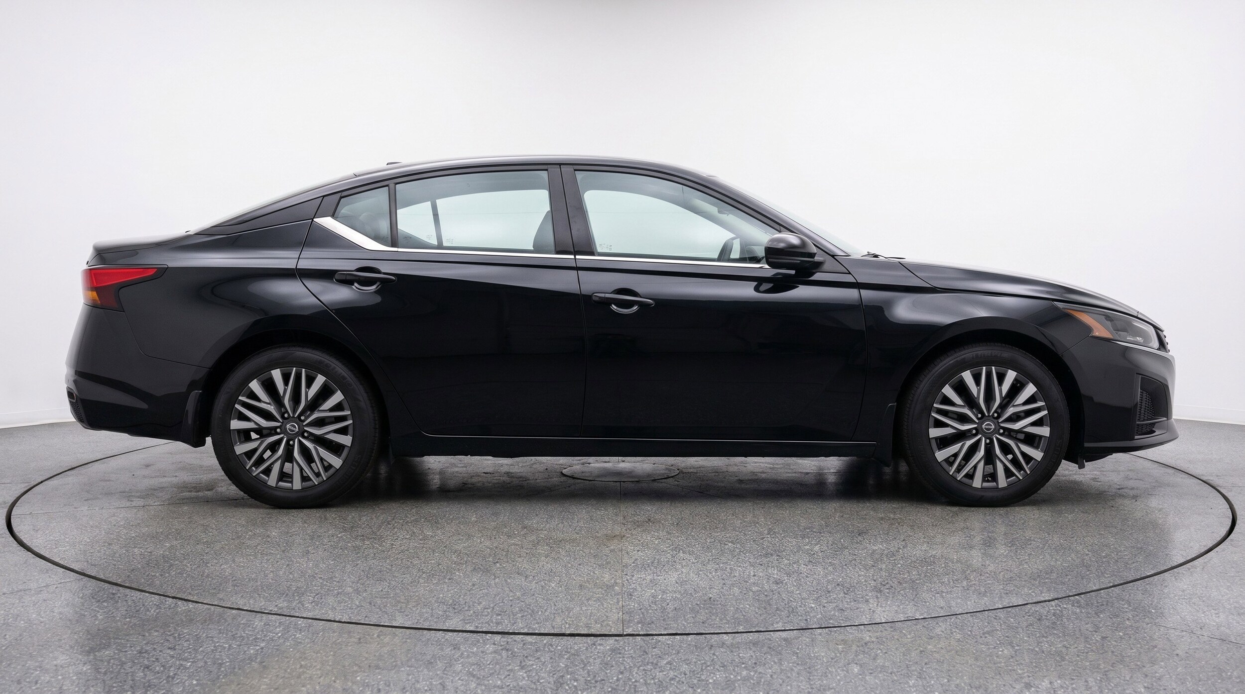 Thumbnail: 2025 Nissan Altima - 11