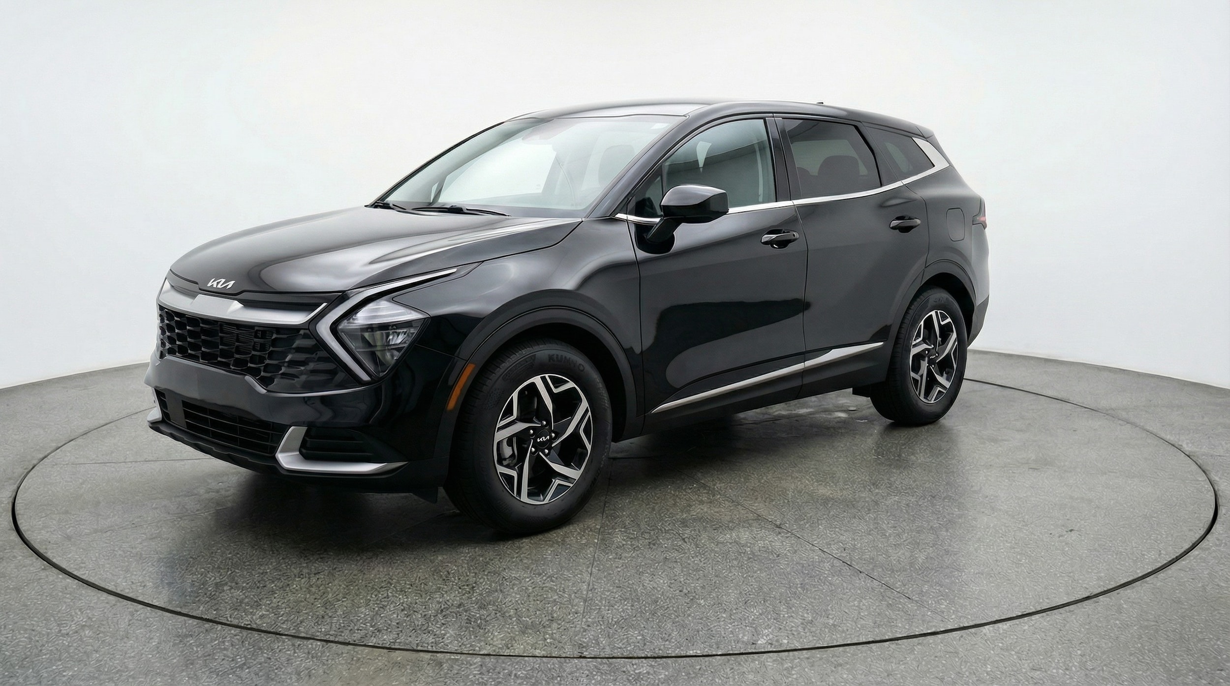 Thumbnail: 2025 Kia Sportage - 3