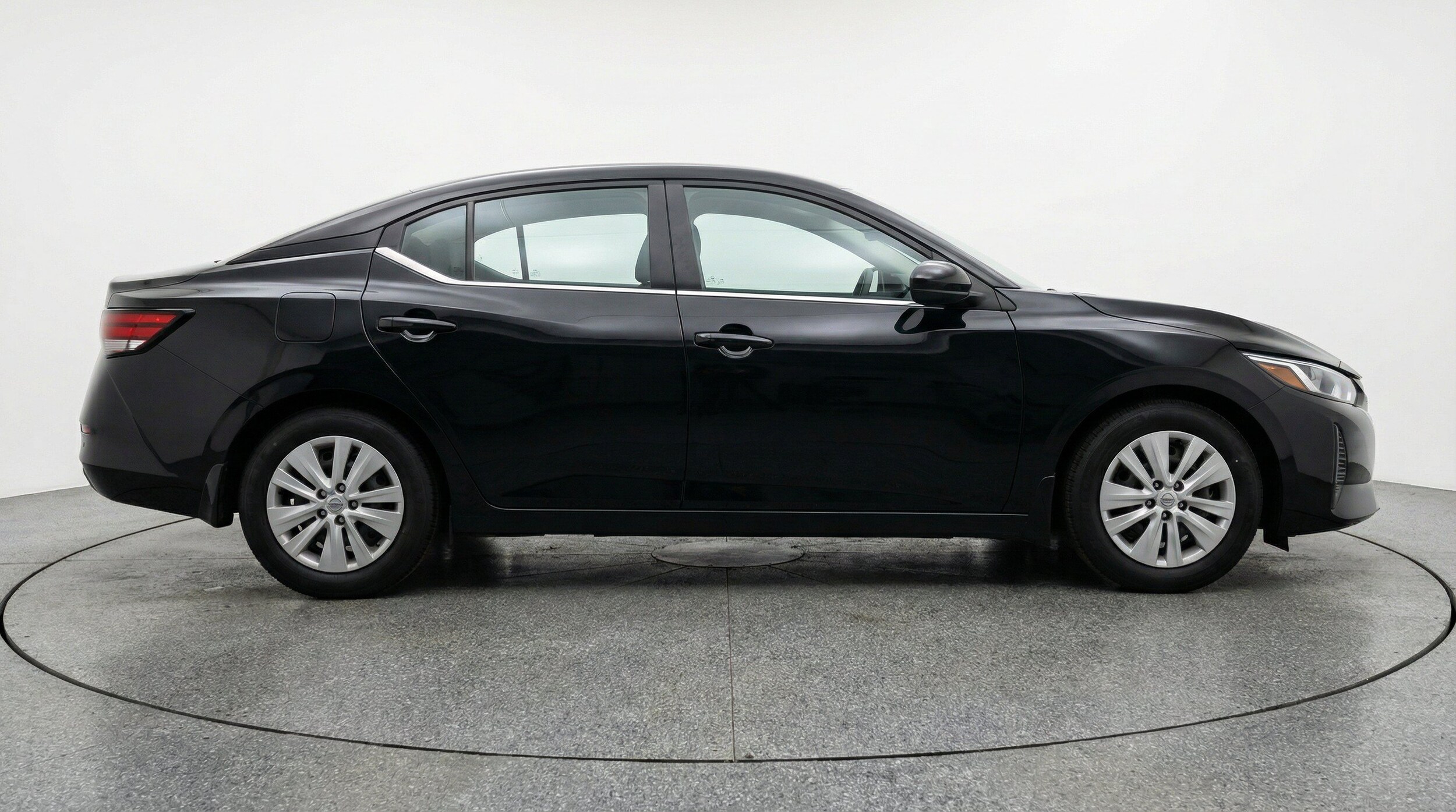 Thumbnail: 2025 Nissan Sentra - 11