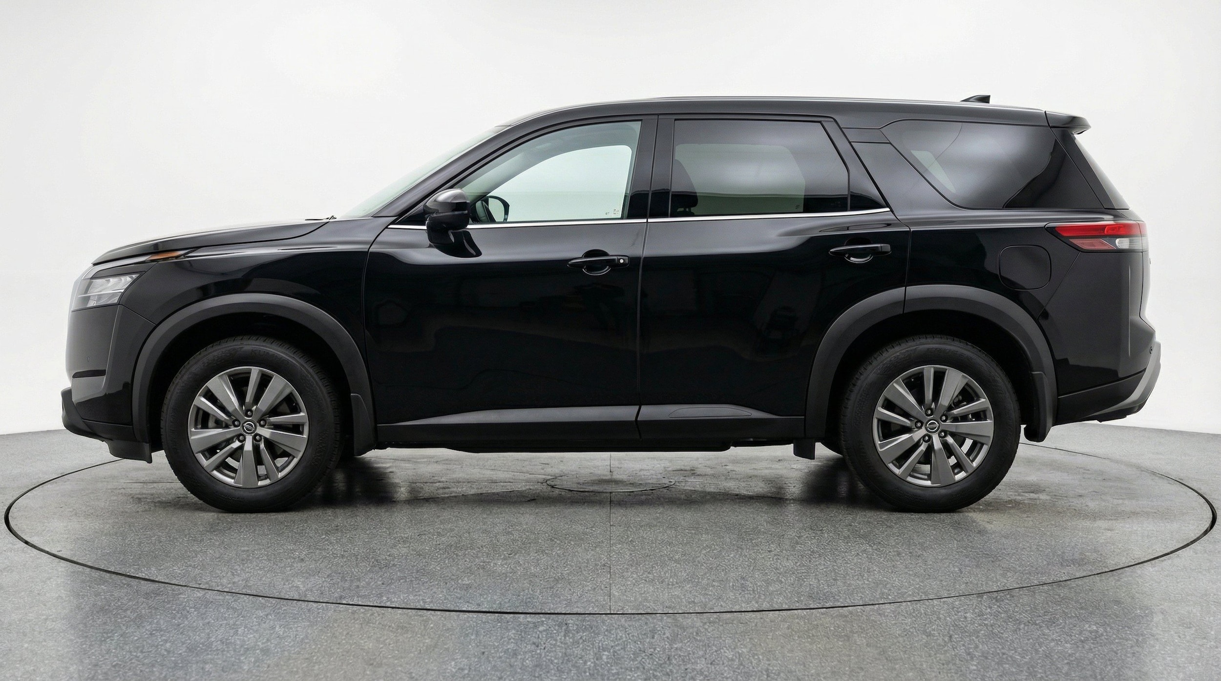Thumbnail: 2025 Nissan Pathfinder - 5