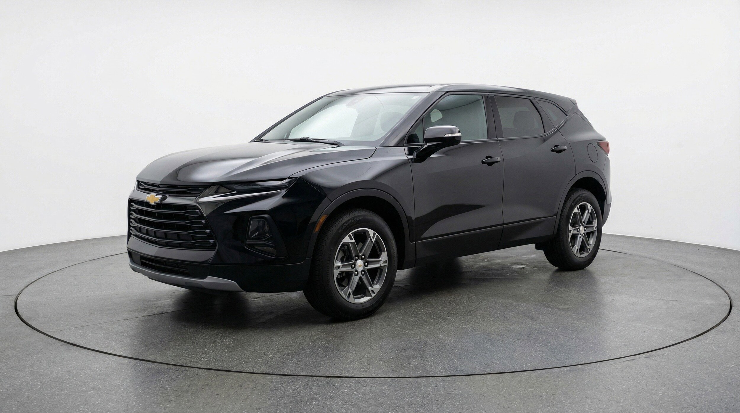 Thumbnail: 2025 Chevrolet Blazer - 3