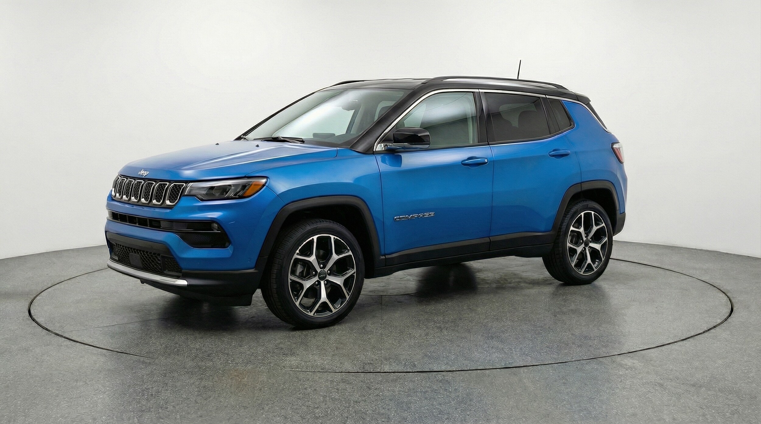 Thumbnail: 2025 Jeep Compass - 3