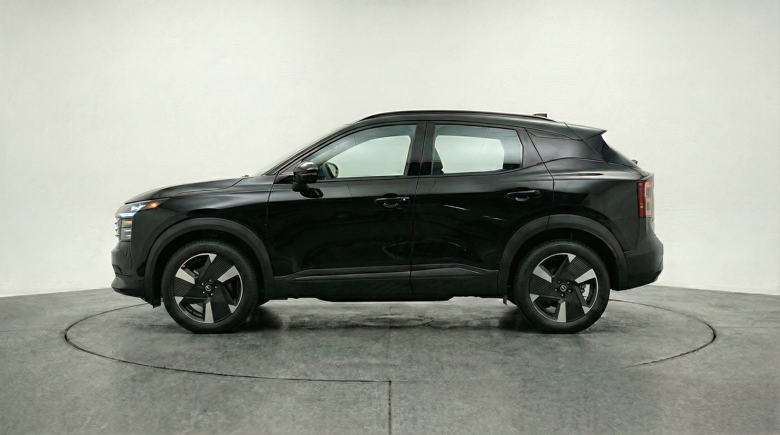 Thumbnail: 2026 Nissan Kicks - 5