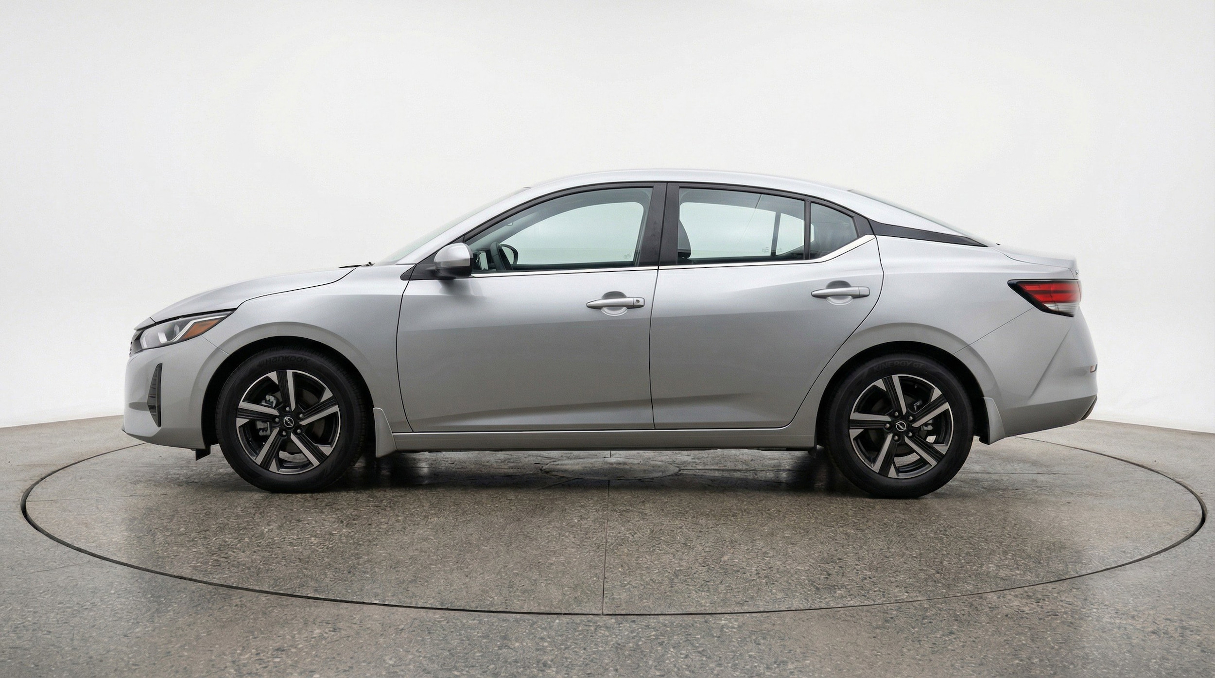 Thumbnail: 2025 Nissan Sentra - 5