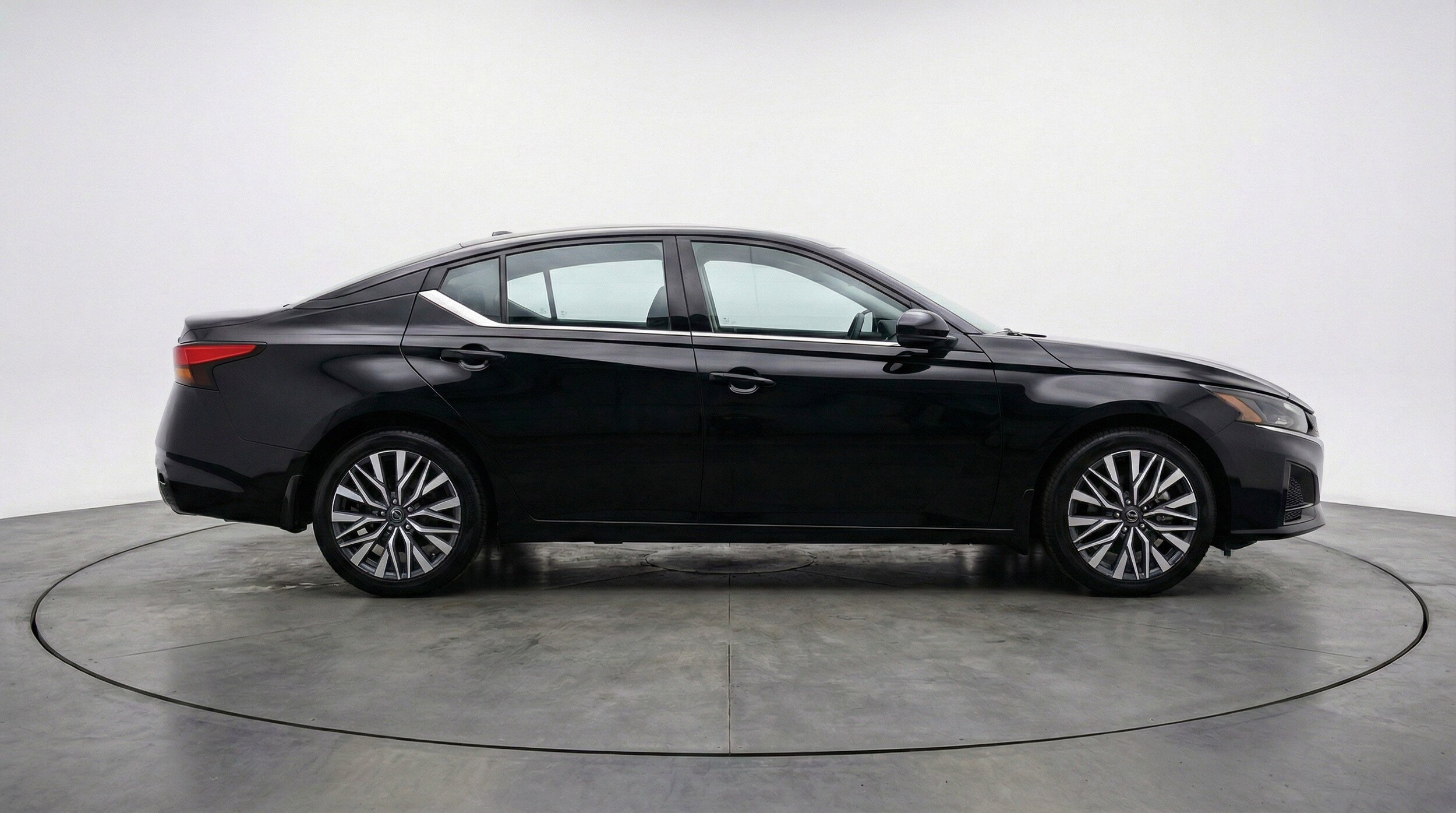 Thumbnail: 2025 Nissan Altima - 11