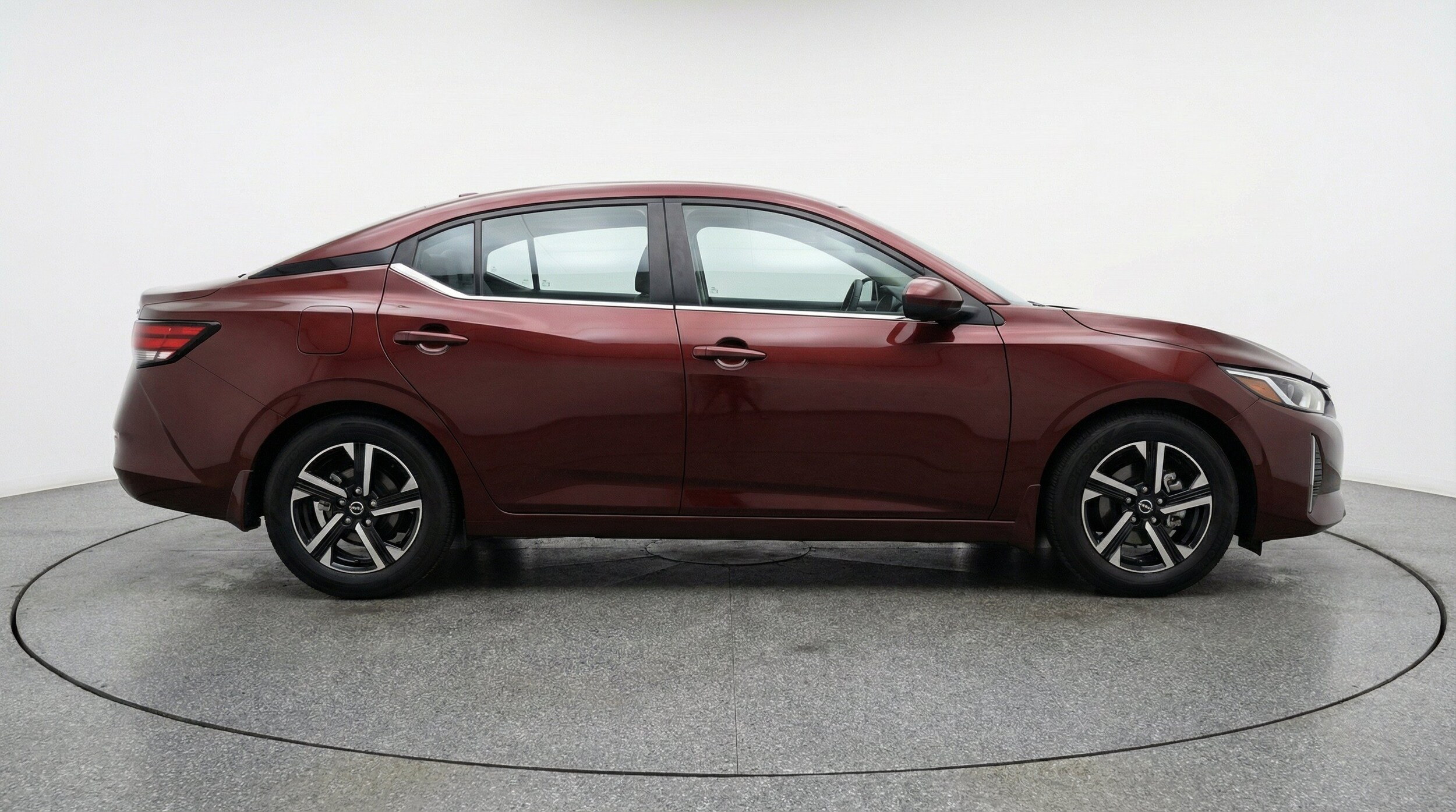 Thumbnail: 2025 Nissan Sentra - 11