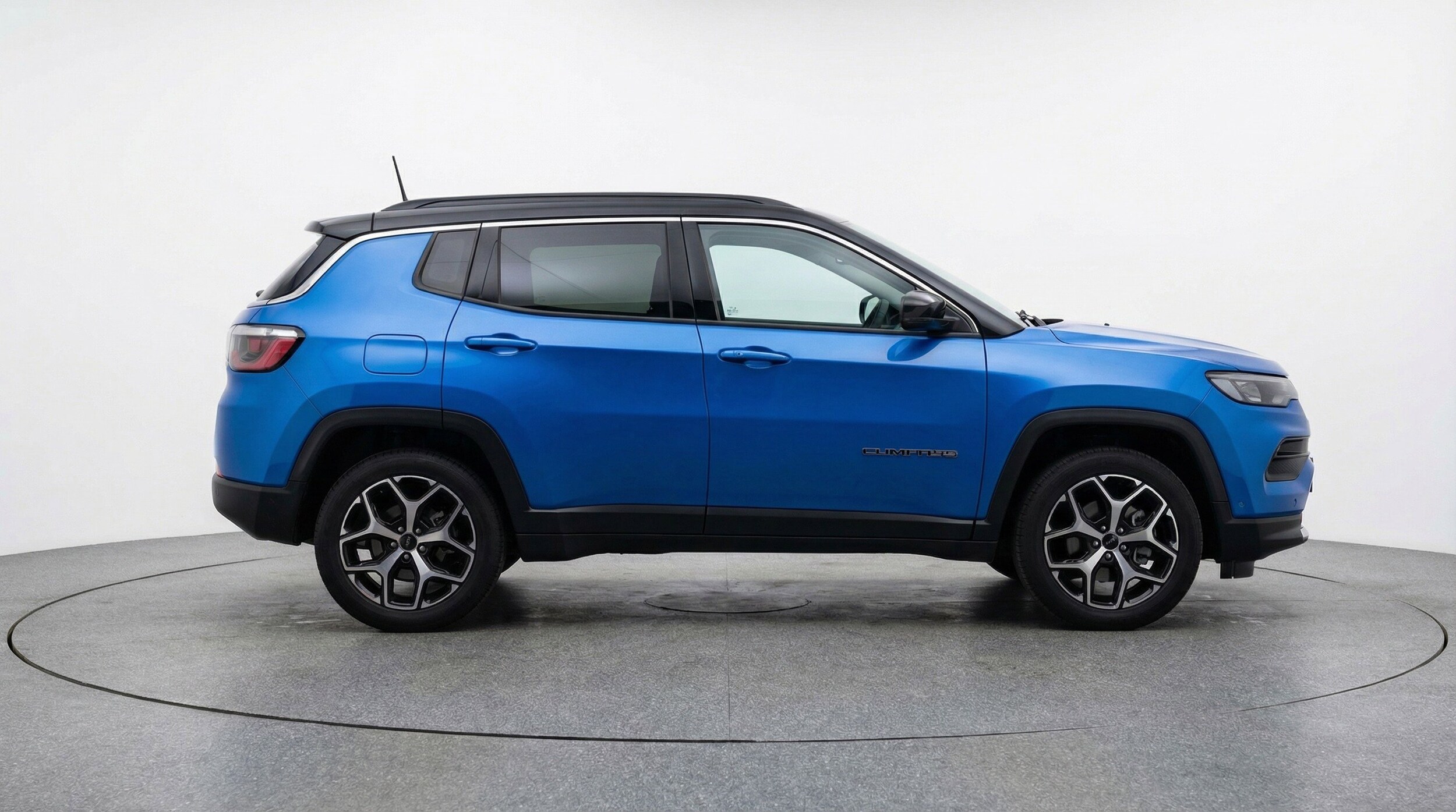 Thumbnail: 2025 Jeep Compass - 11
