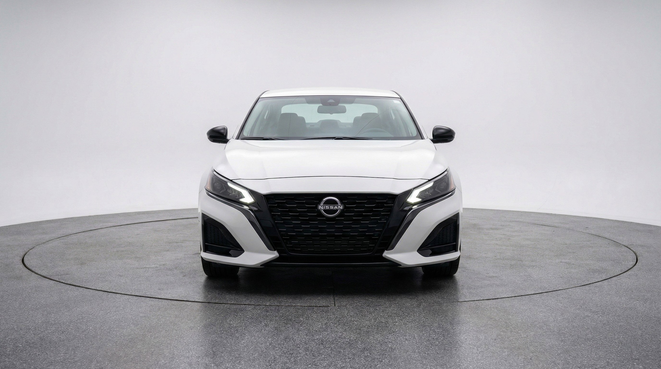 Thumbnail: 2025 Nissan Altima - 2