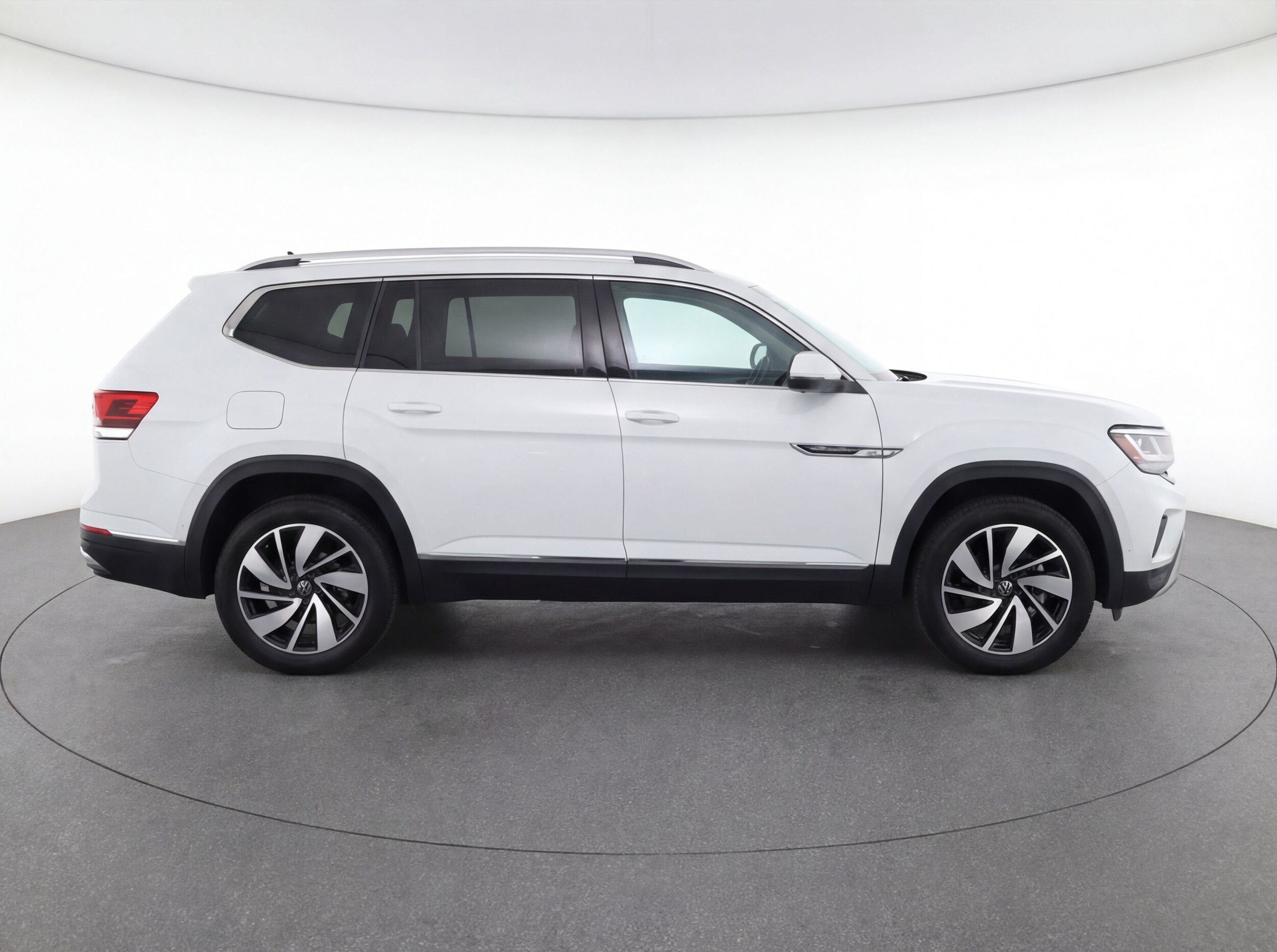 Thumbnail: 2025 Volkswagen Atlas - 11