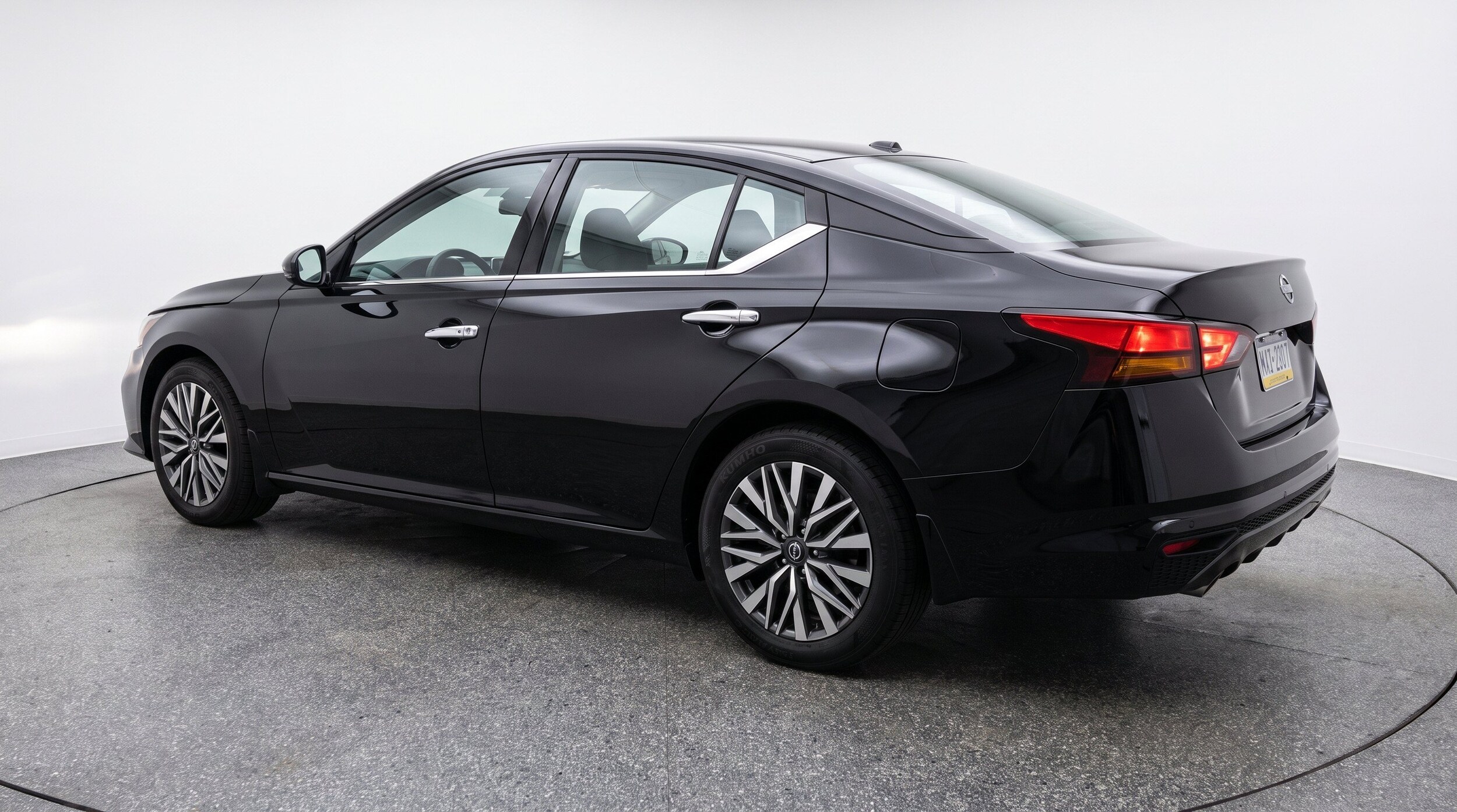 Thumbnail: 2025 Nissan Altima - 6