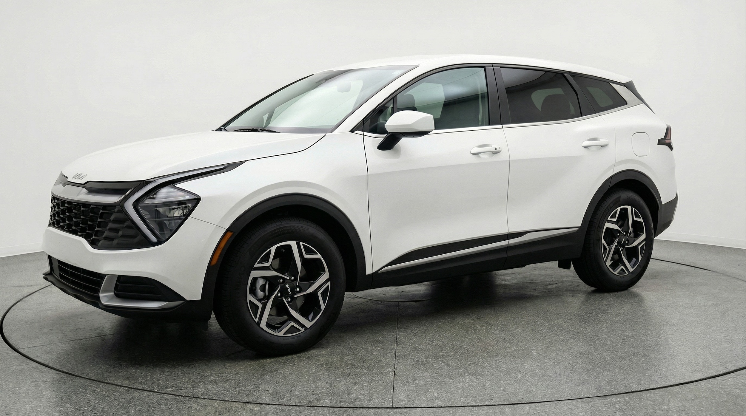 Thumbnail: 2025 Kia Sportage - 3