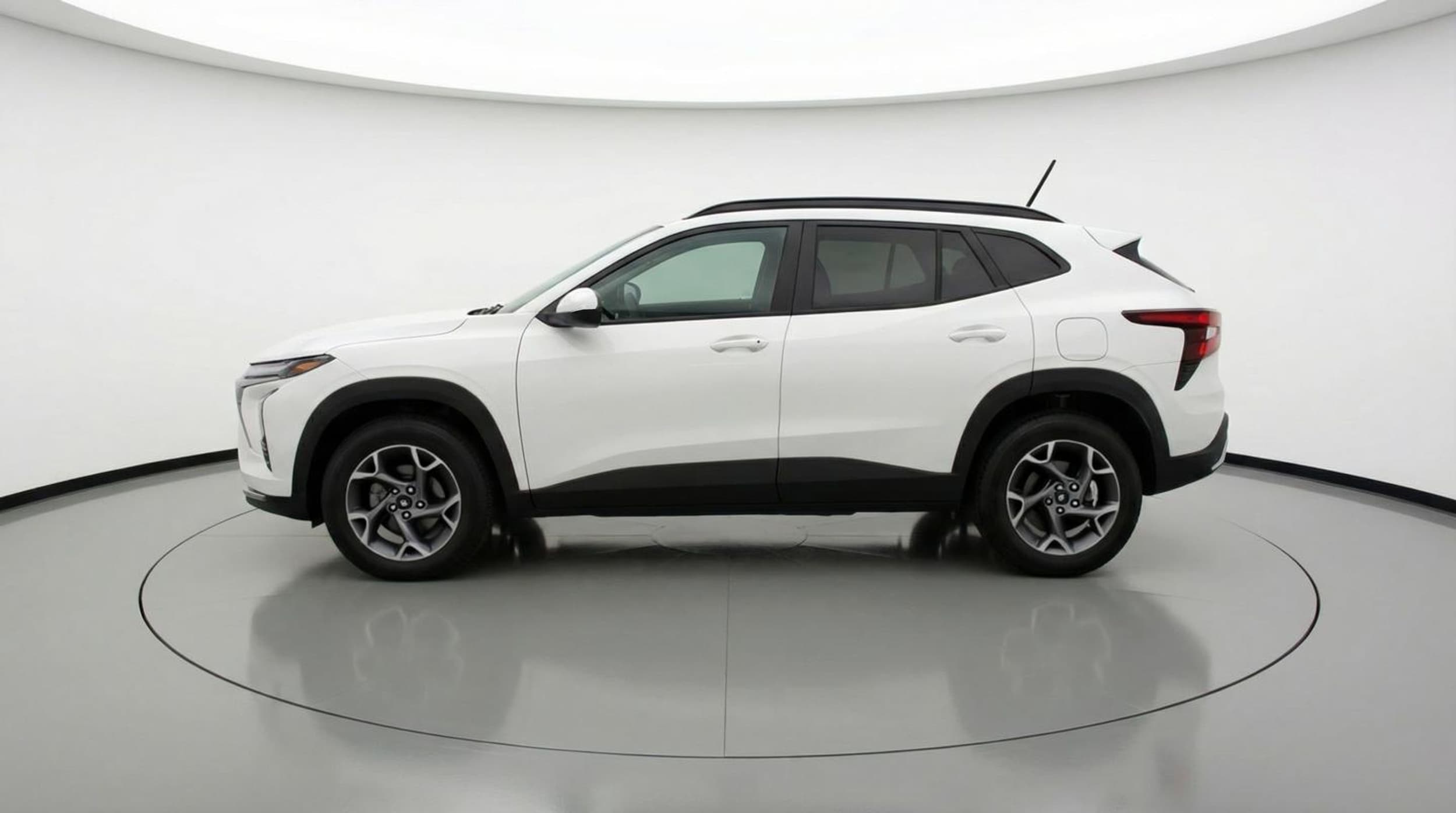 Thumbnail: 2025 Chevrolet Trax - 4