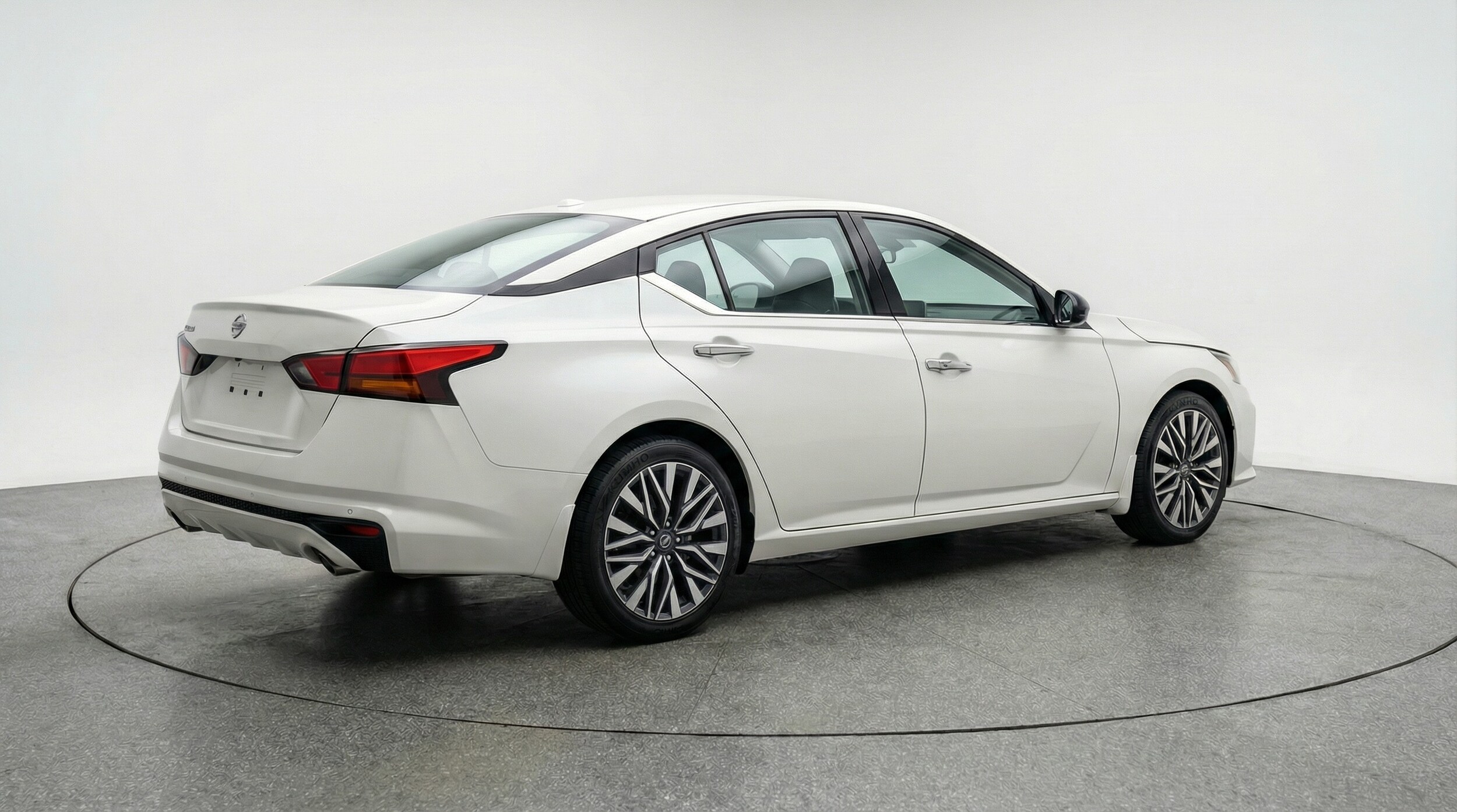 Thumbnail: 2025 Nissan Altima - 7