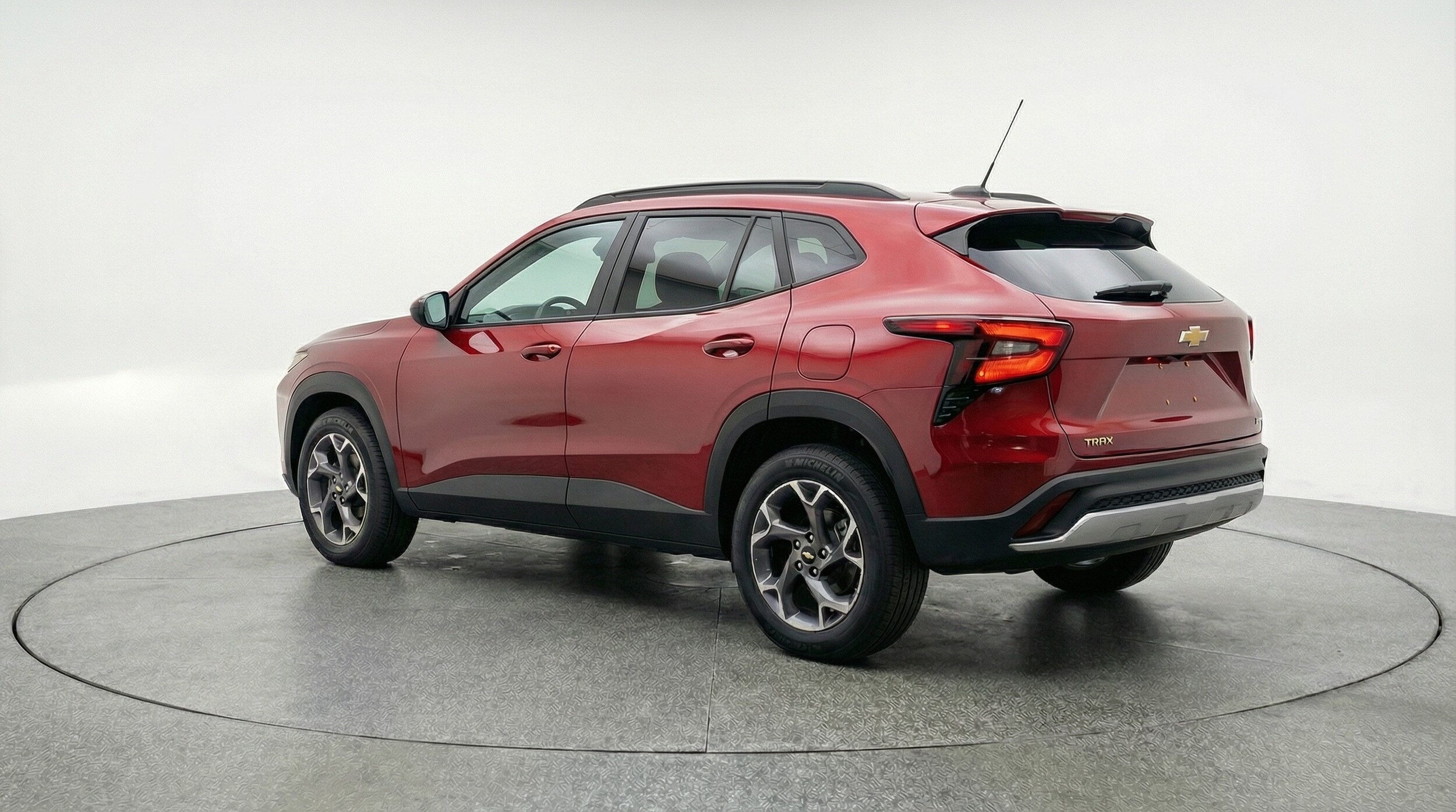 Thumbnail: 2025 Chevrolet Trax - 5