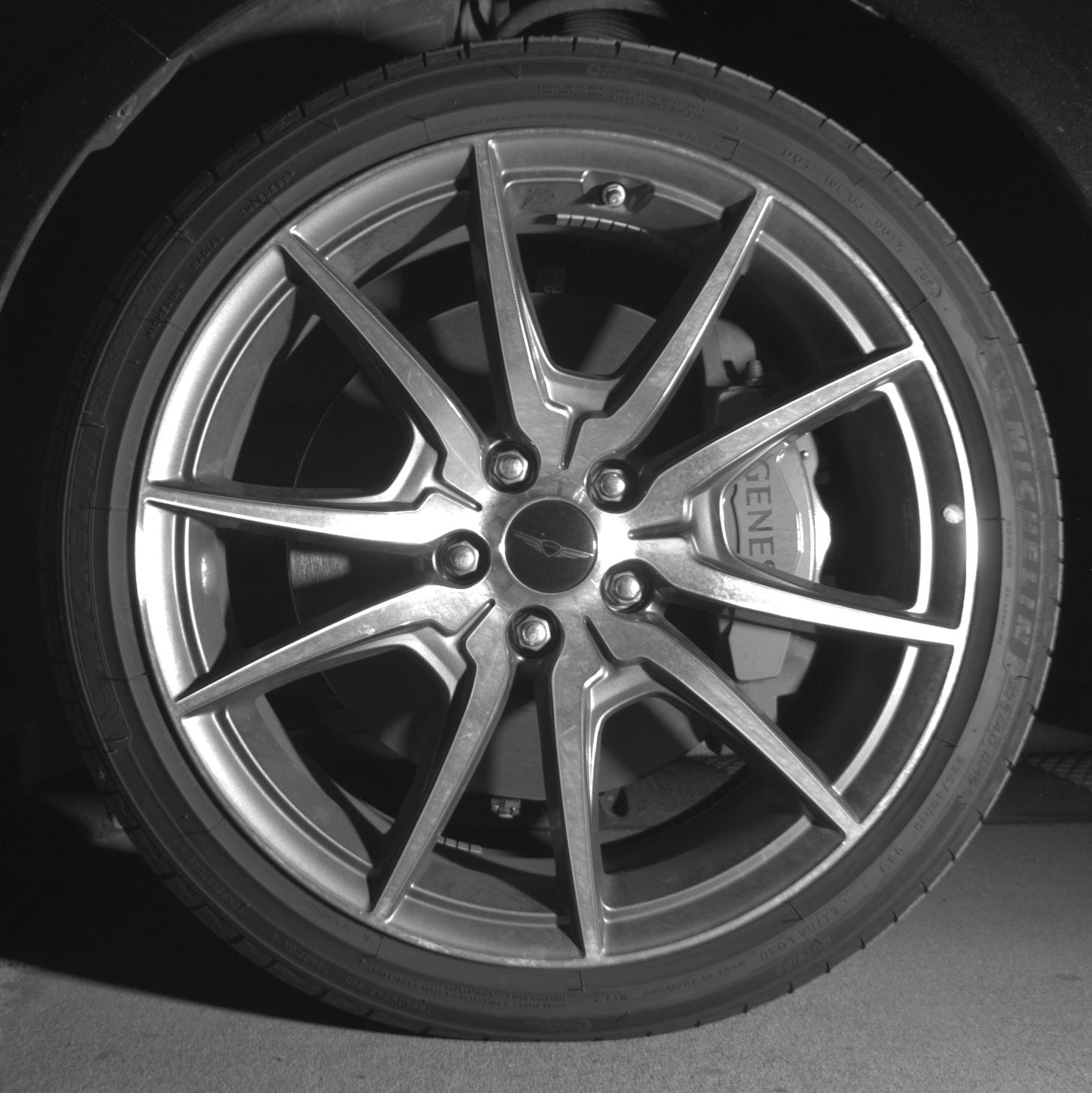 Thumbnail: 2025 Genesis G70 - 9