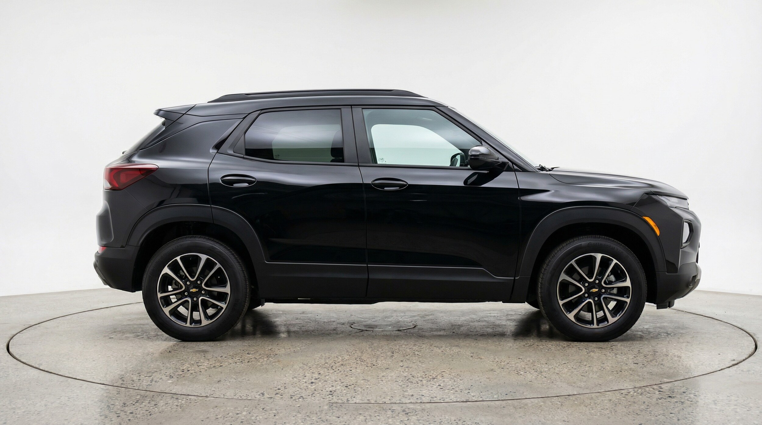 Thumbnail: 2025 Chevrolet TrailBlazer - 8