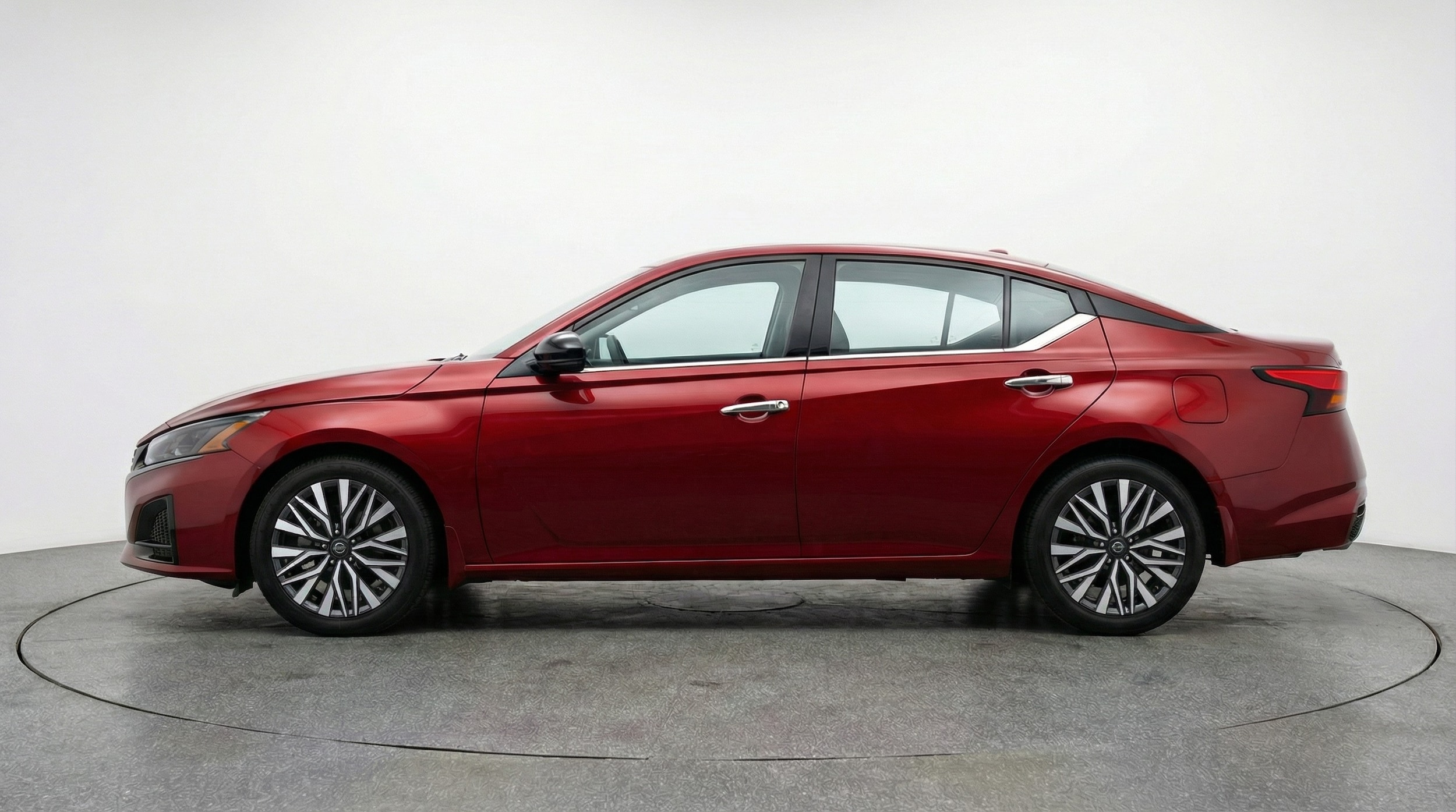 Thumbnail: 2025 Nissan Altima - 4