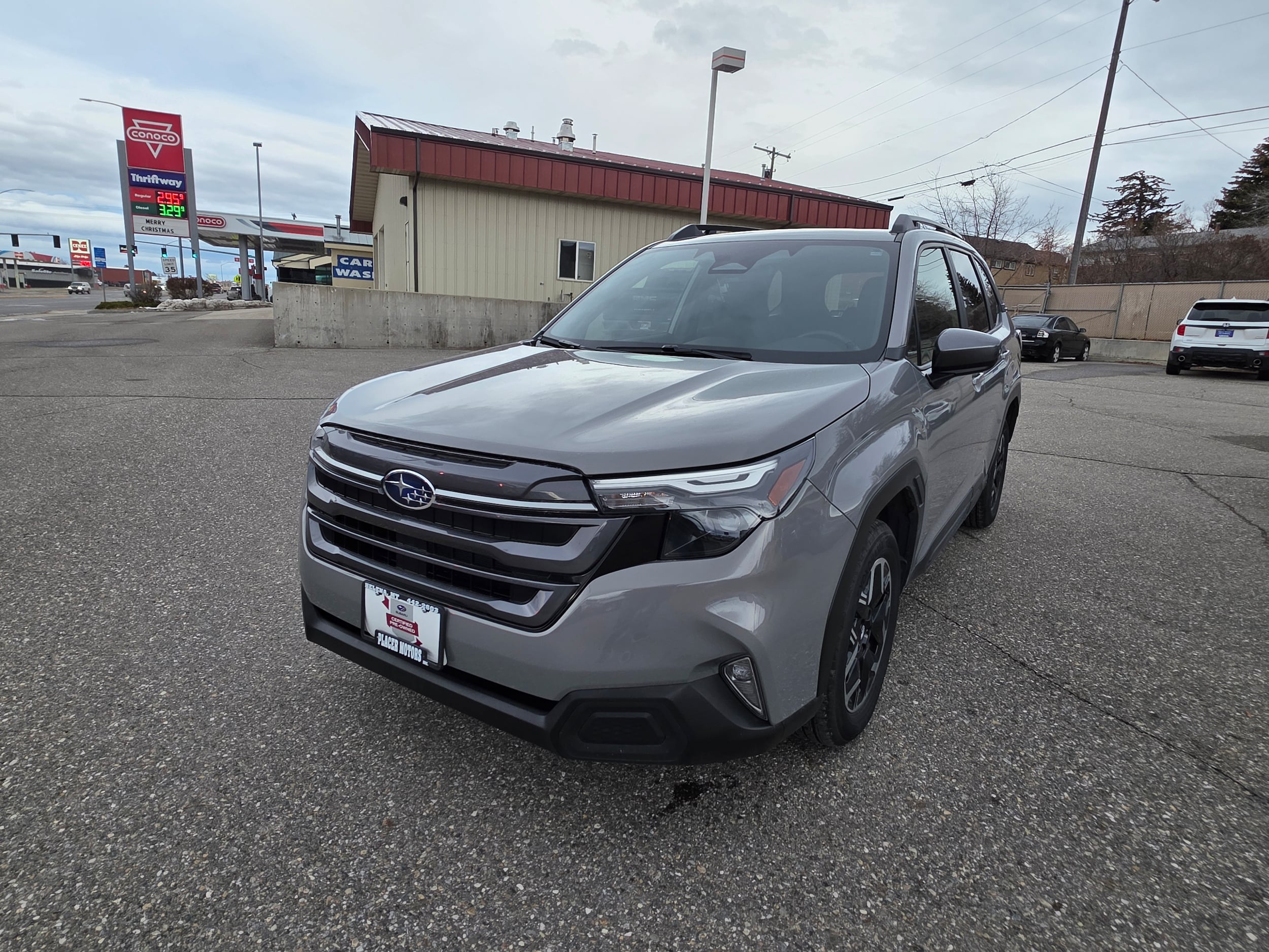 2025 Subaru Forester Premium's photo