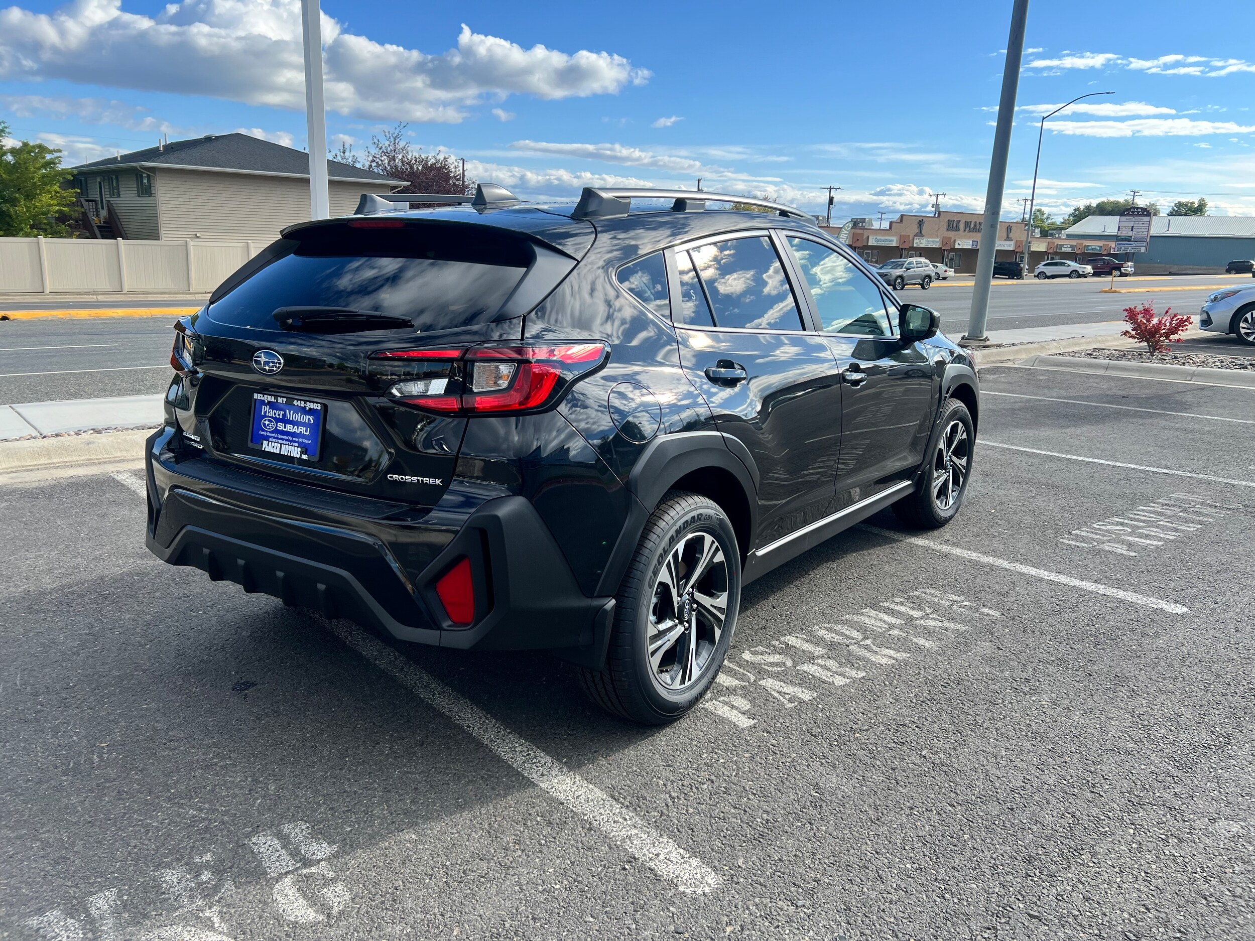 2025 Subaru Crosstrek Premium photo 3
