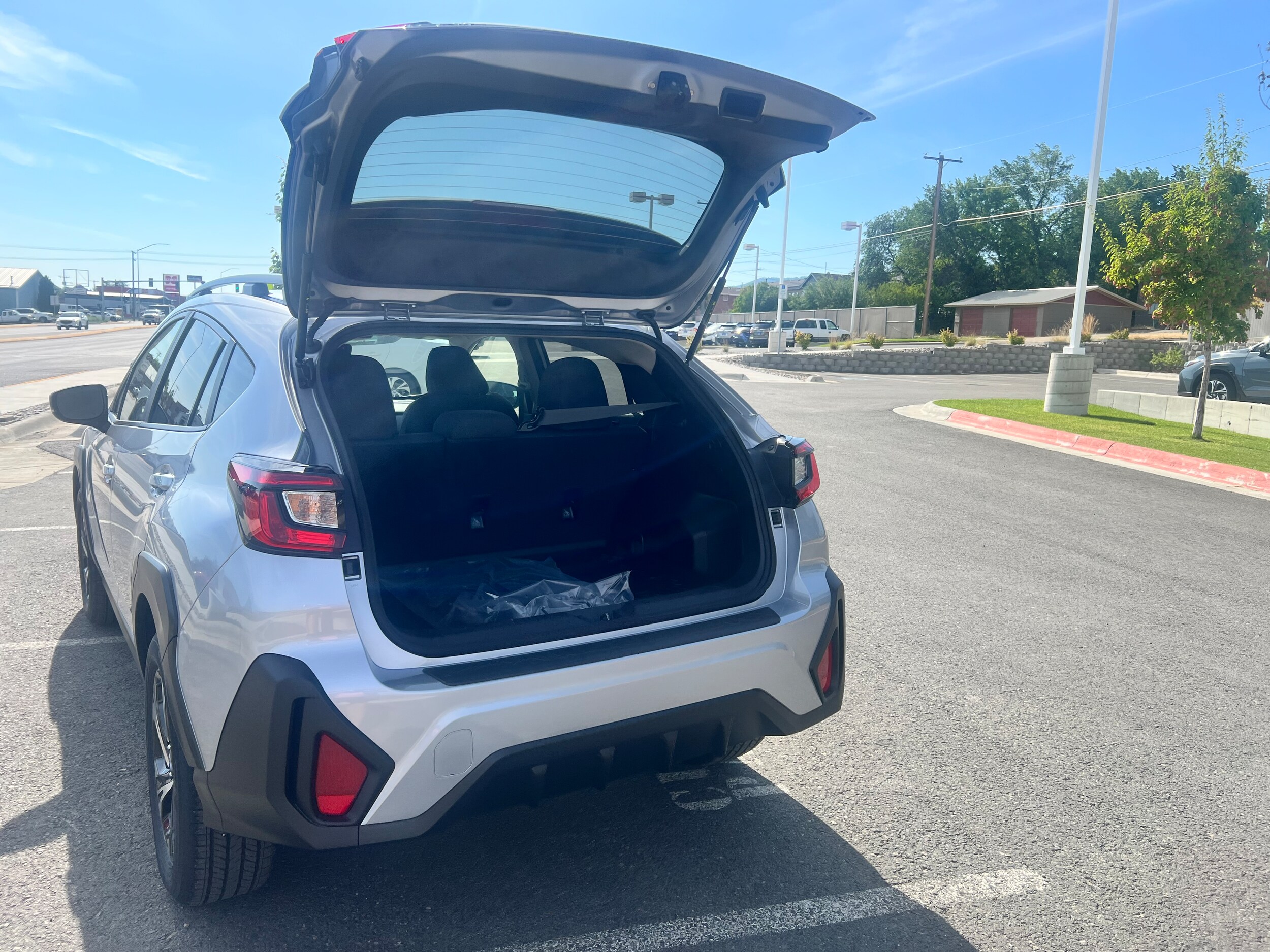 2025 Subaru Crosstrek Premium photo 2