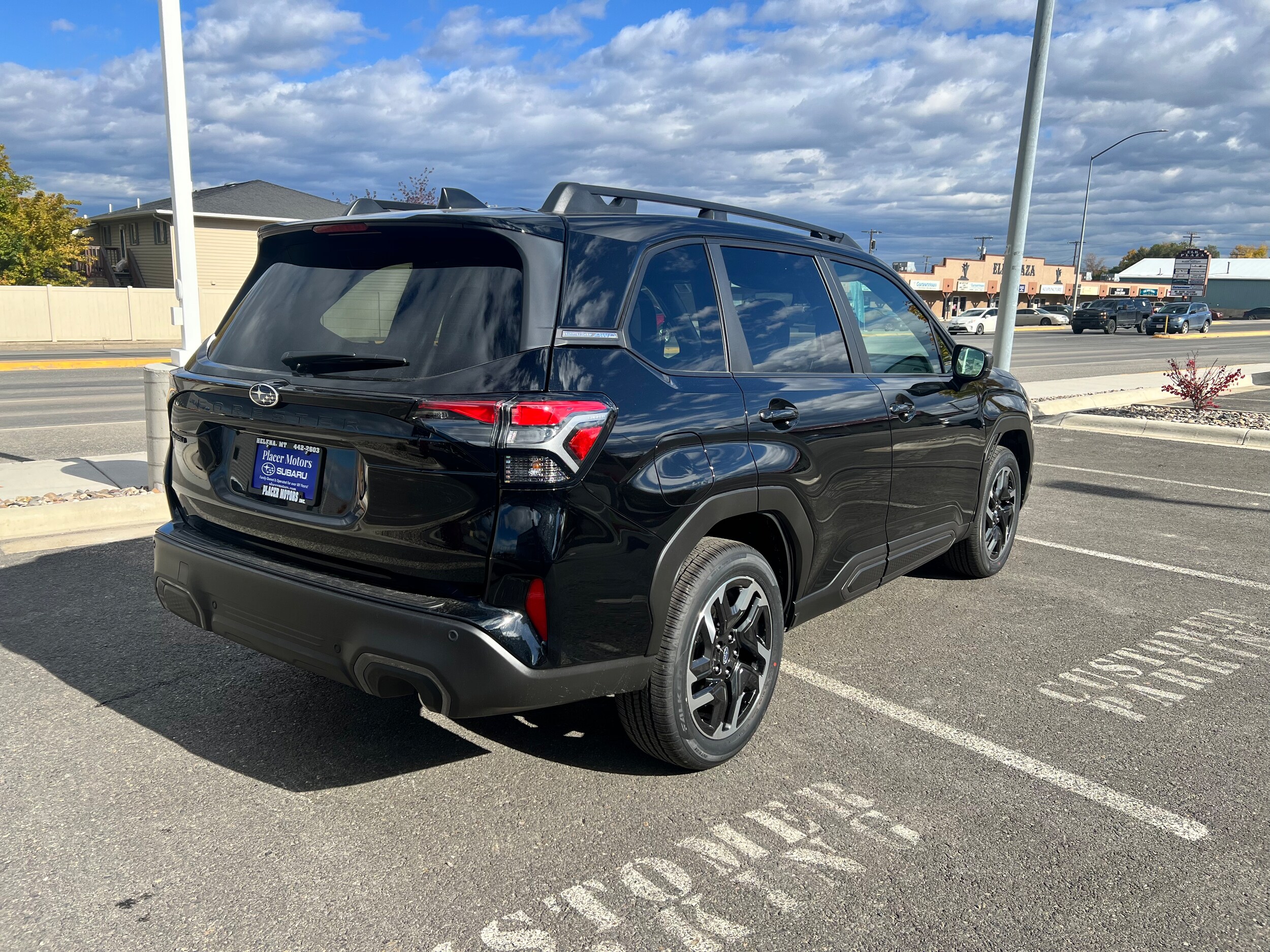 2025 Subaru Forester Limited photo 2