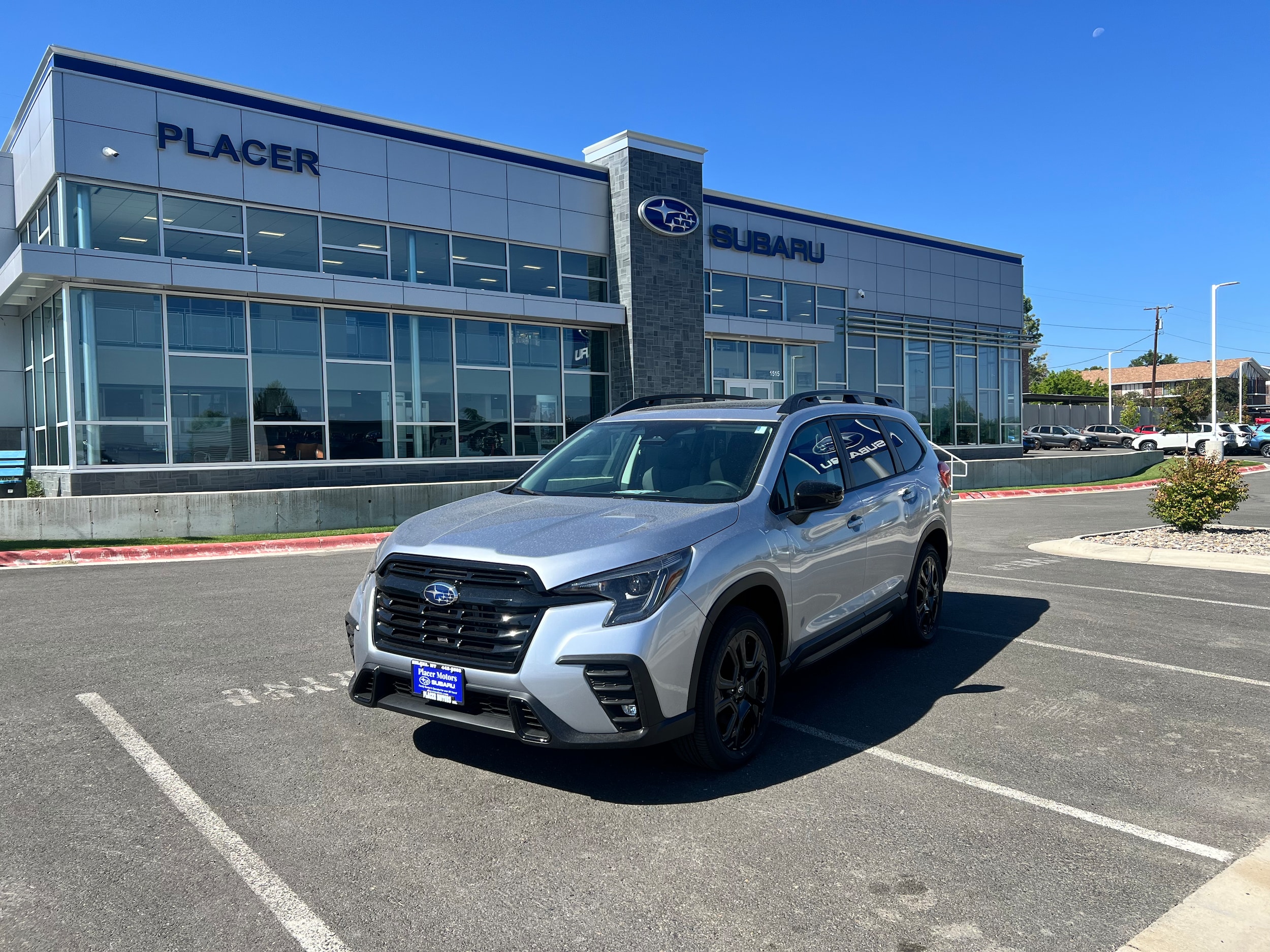 2025 Subaru Ascent Onyx Edition-Premium's photo