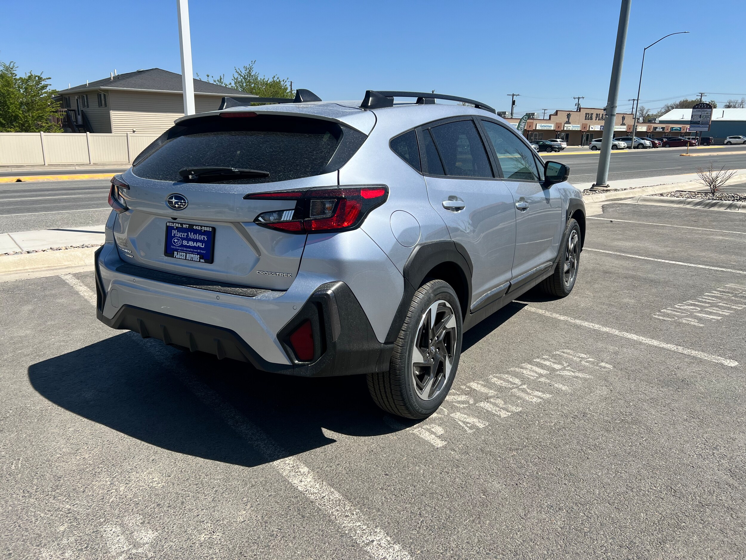 2025 Subaru Crosstrek Limited photo 2