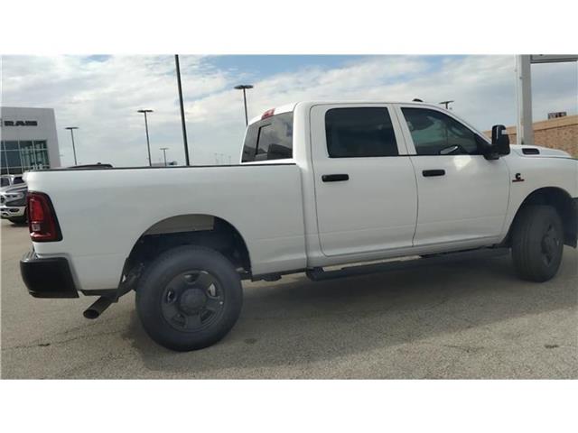 2025 Ram 2500 Tradesman photo 2