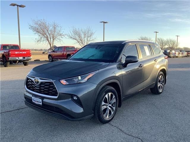 2023 Toyota Highlander XLE