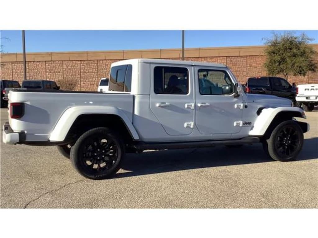 Used 2023 Jeep Gladiator OVERLAND