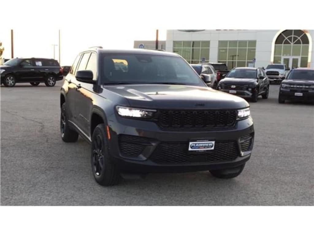 New 2025 Jeep Grand Cherokee ALTITUDE 4X4 Sport Utility