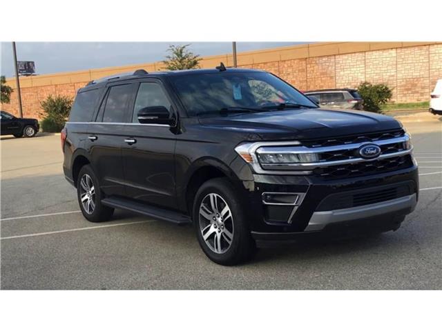 2024 Ford Expedition Limited photo 2