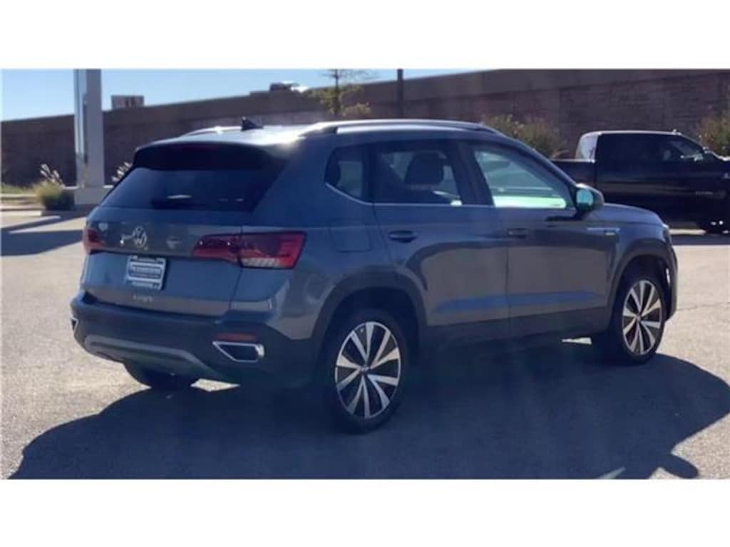 Used 2024 Volkswagen Taos 1.5T SE Front-Wheel Drive