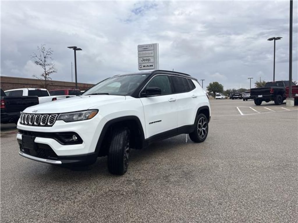 Used 2025 Jeep Compass